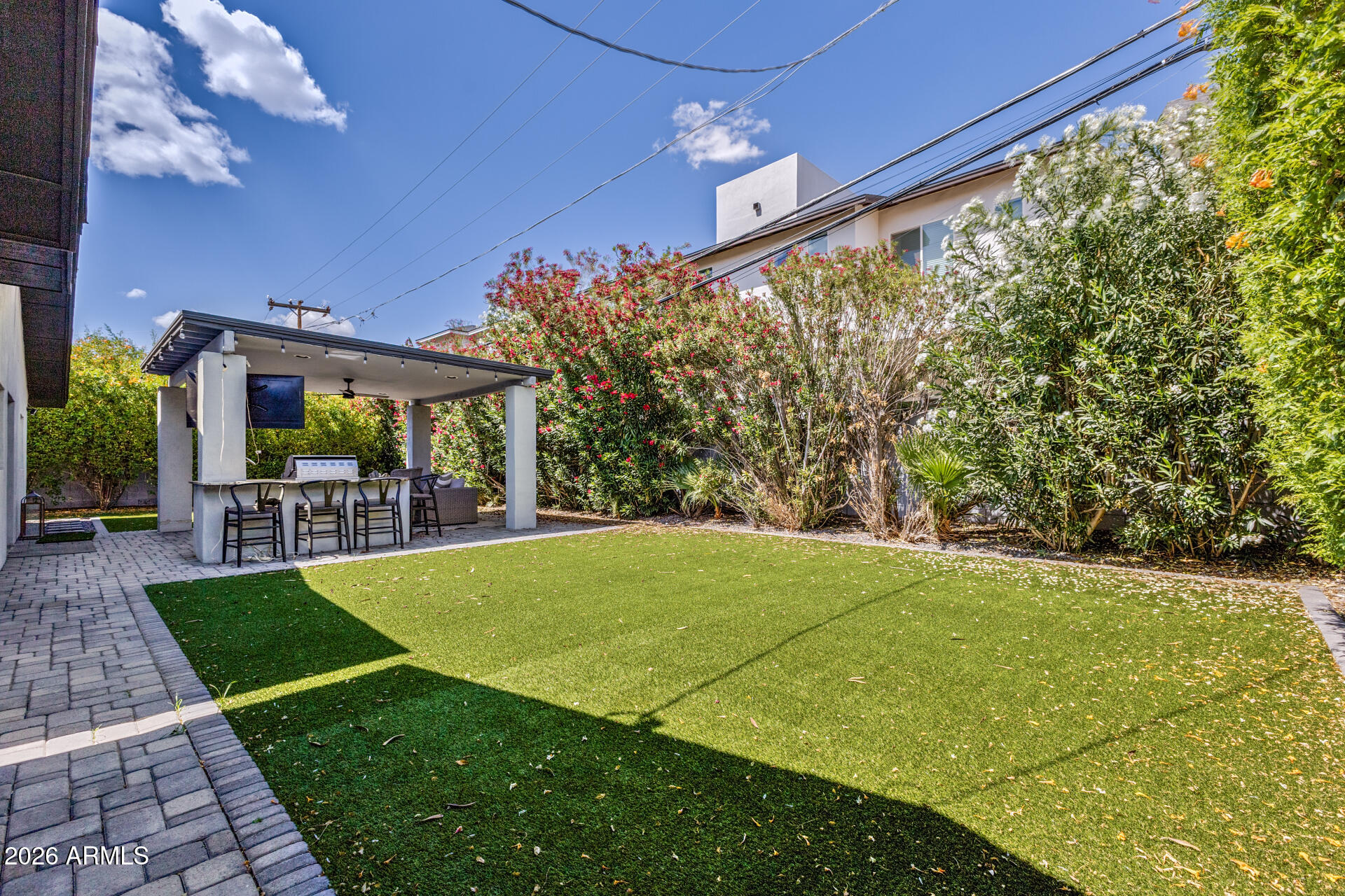 4008 E FAIRMOUNT Avenue