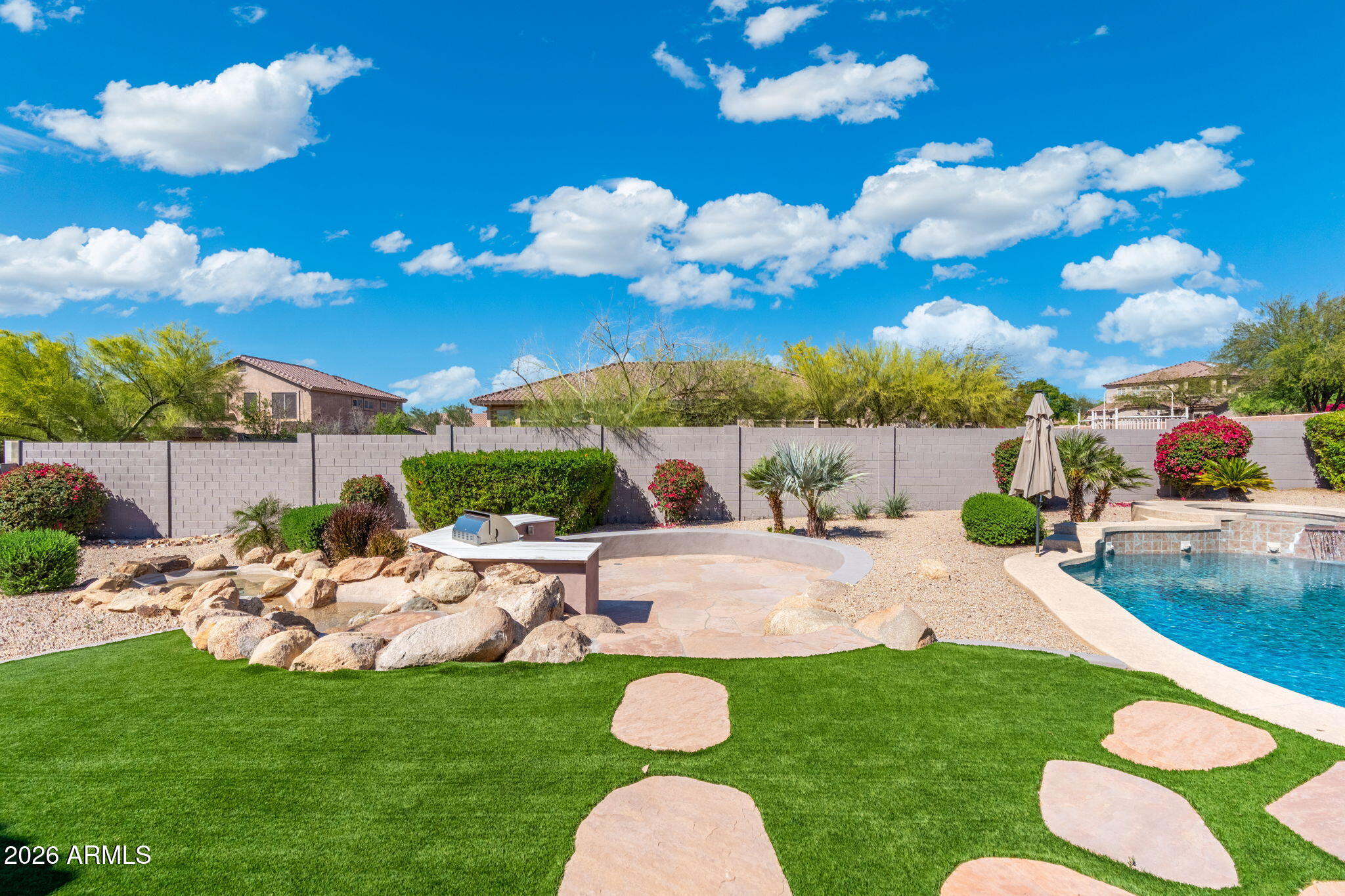 6952 E TRAILRIDGE Circle