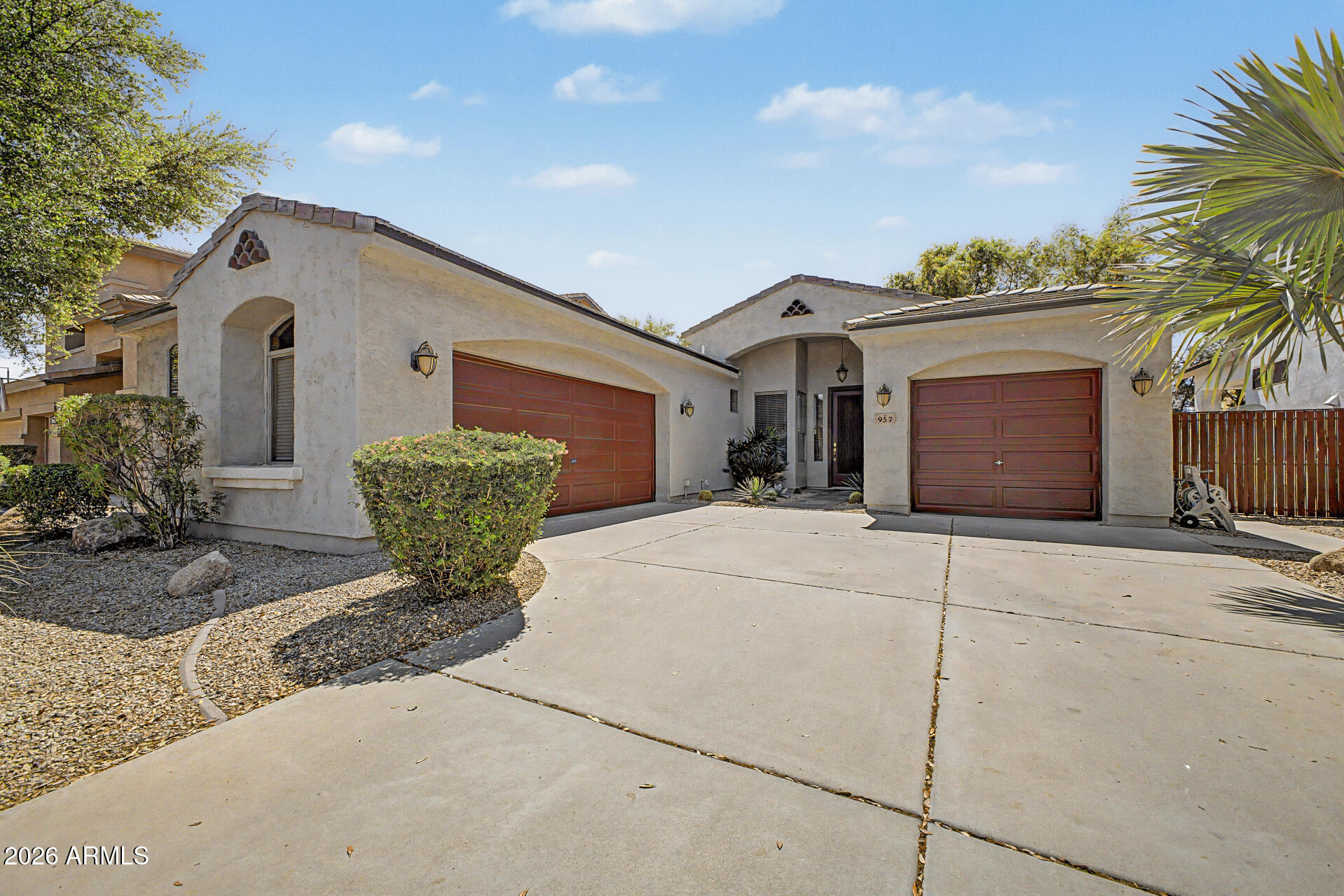 957 E SCORPIO Place