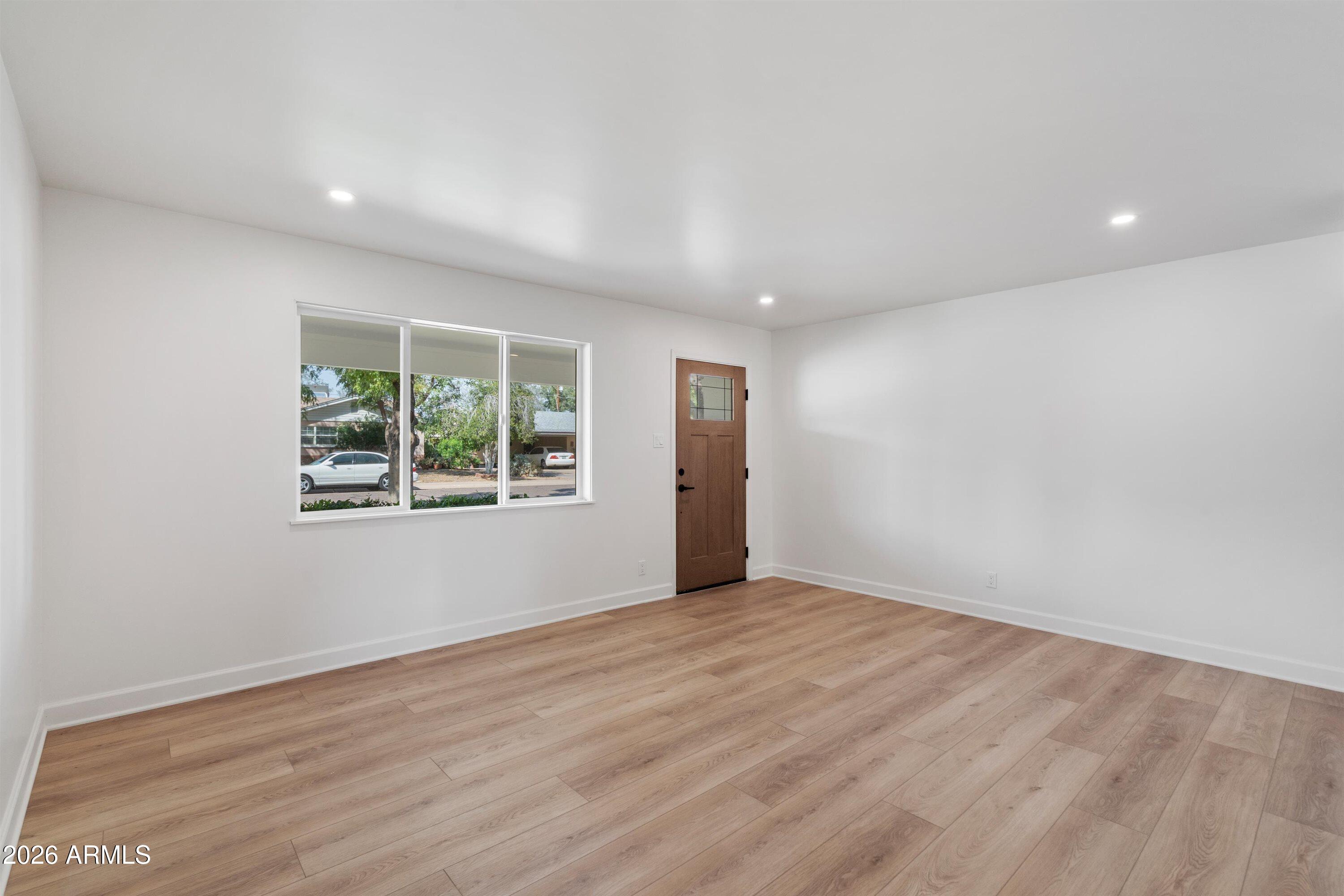 6625 E CULVER Street