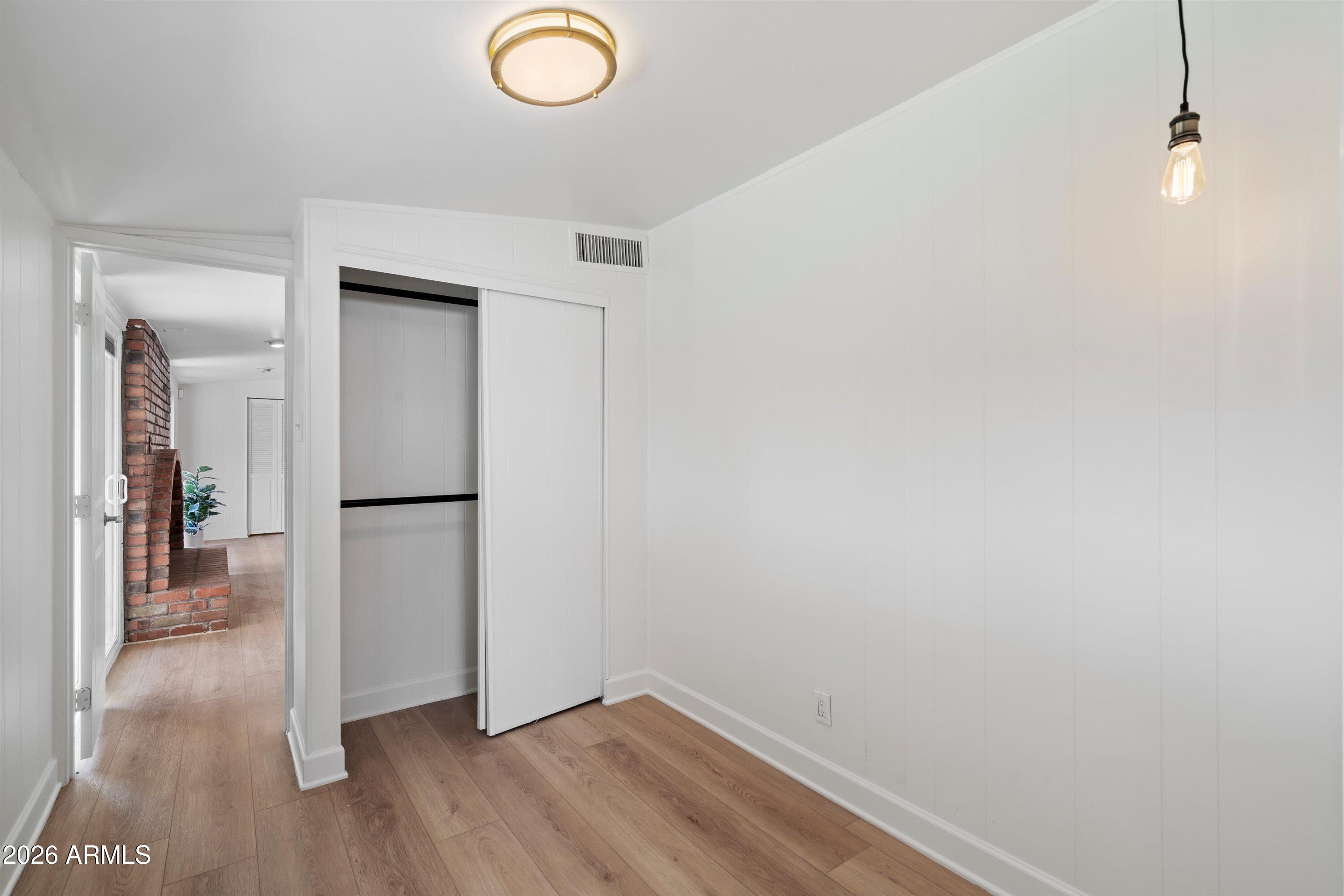 6625 E CULVER Street