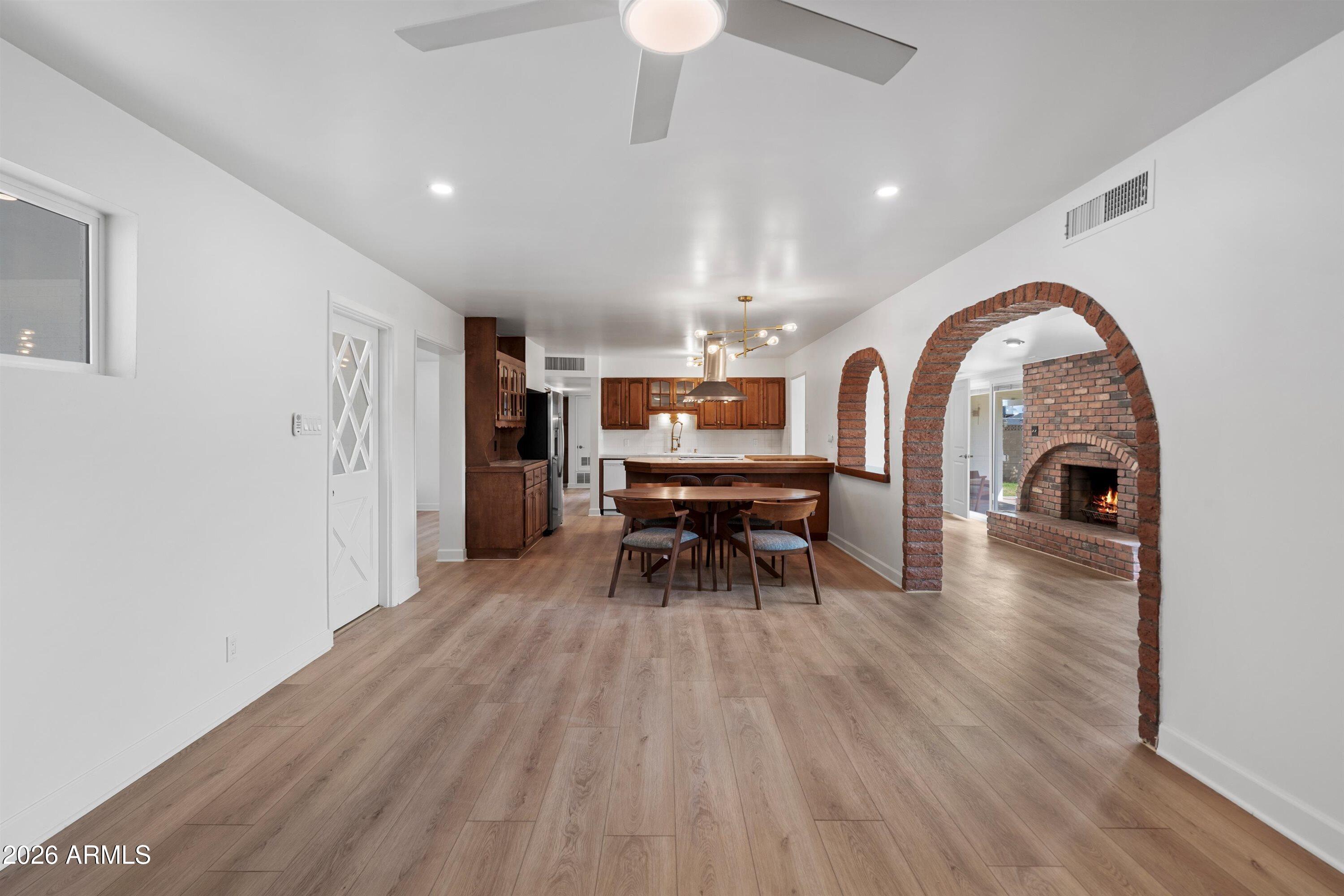 6625 E CULVER Street