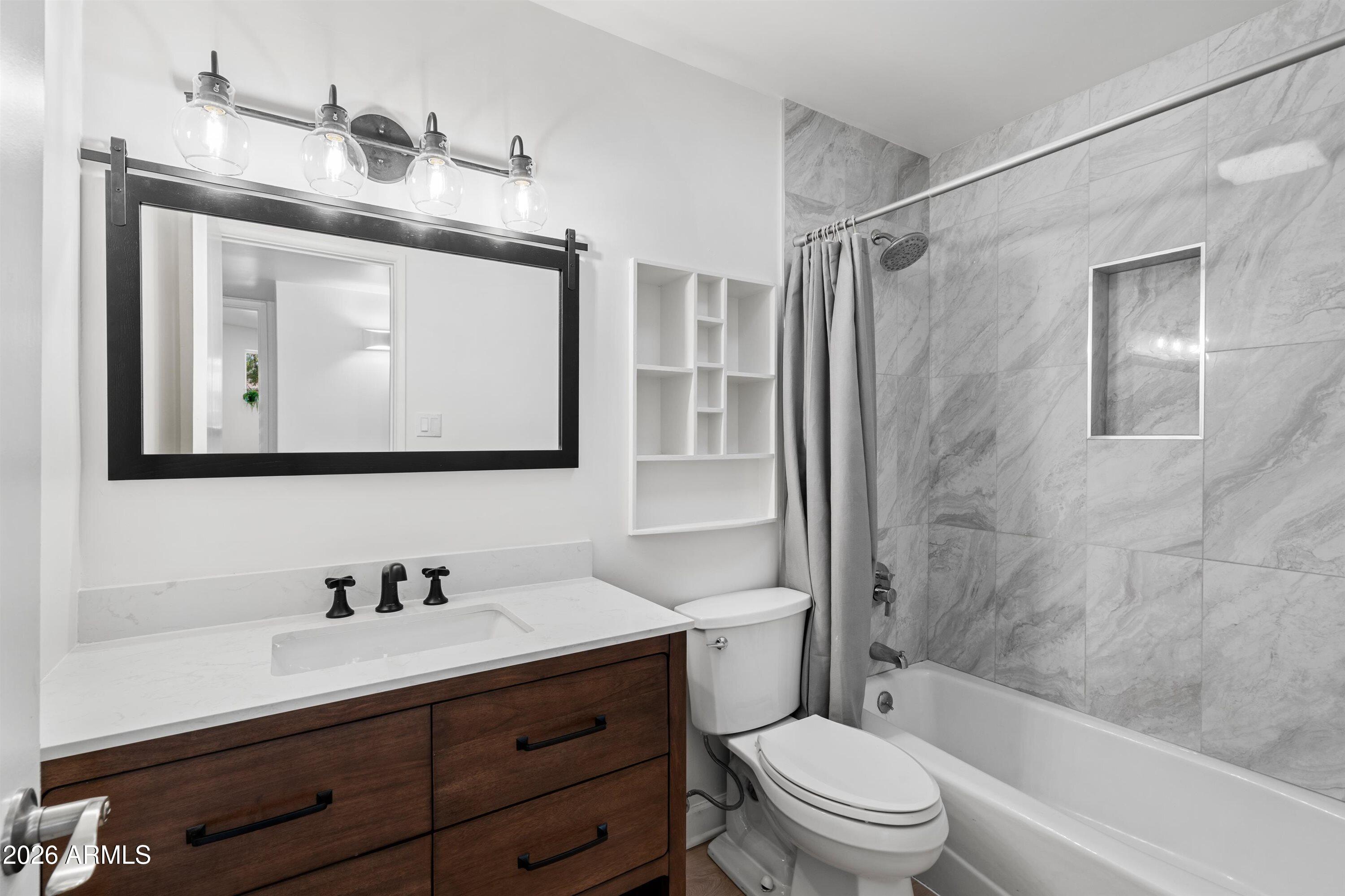 6625 E CULVER Street