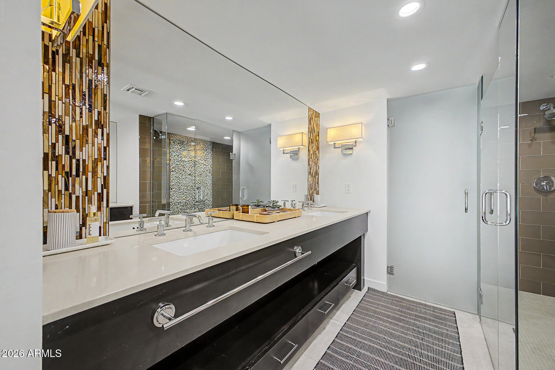 4446 E CAMELBACK Road 104