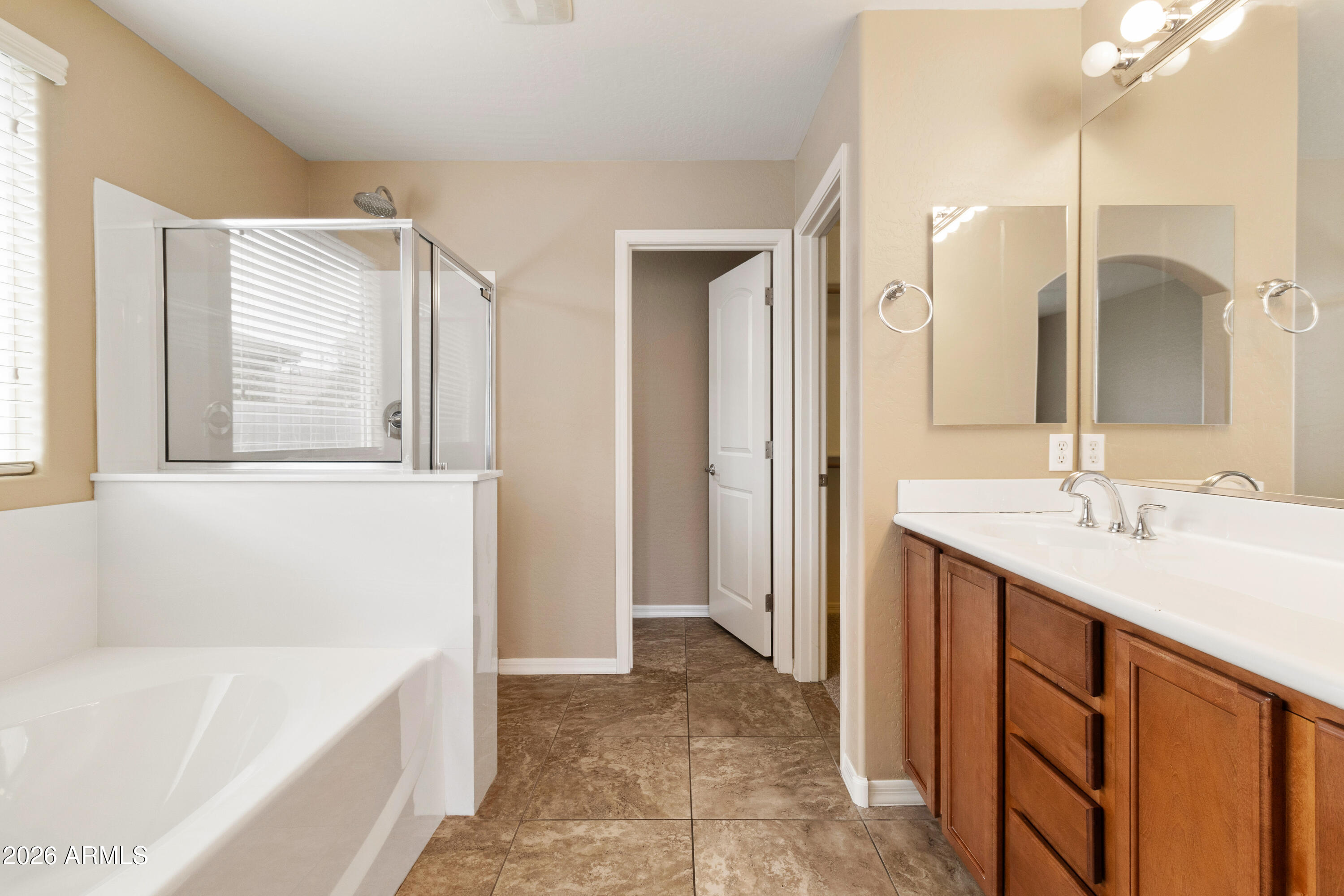 2726 W CHANUTE Pass