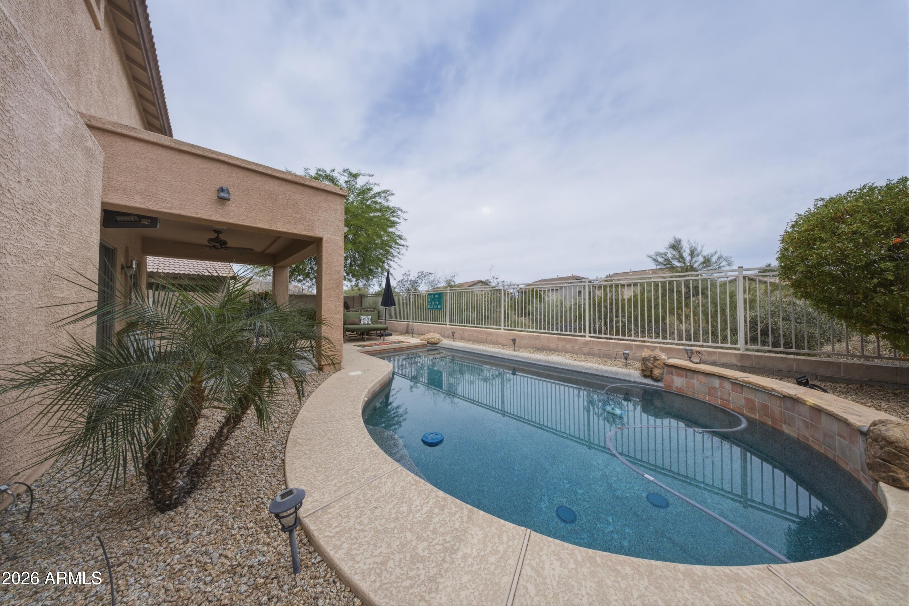 4724 E PRESERVE Way