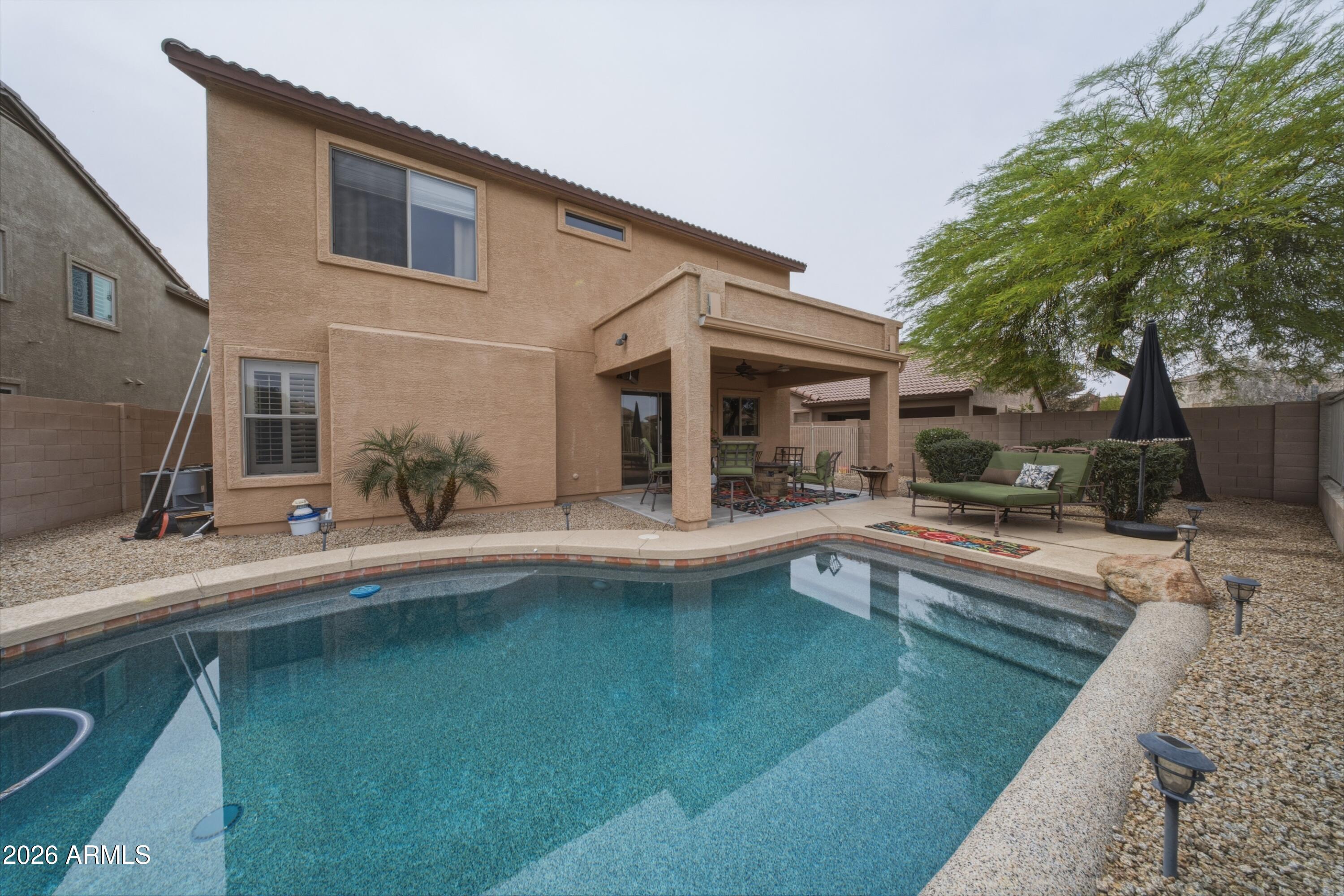 4724 E PRESERVE Way