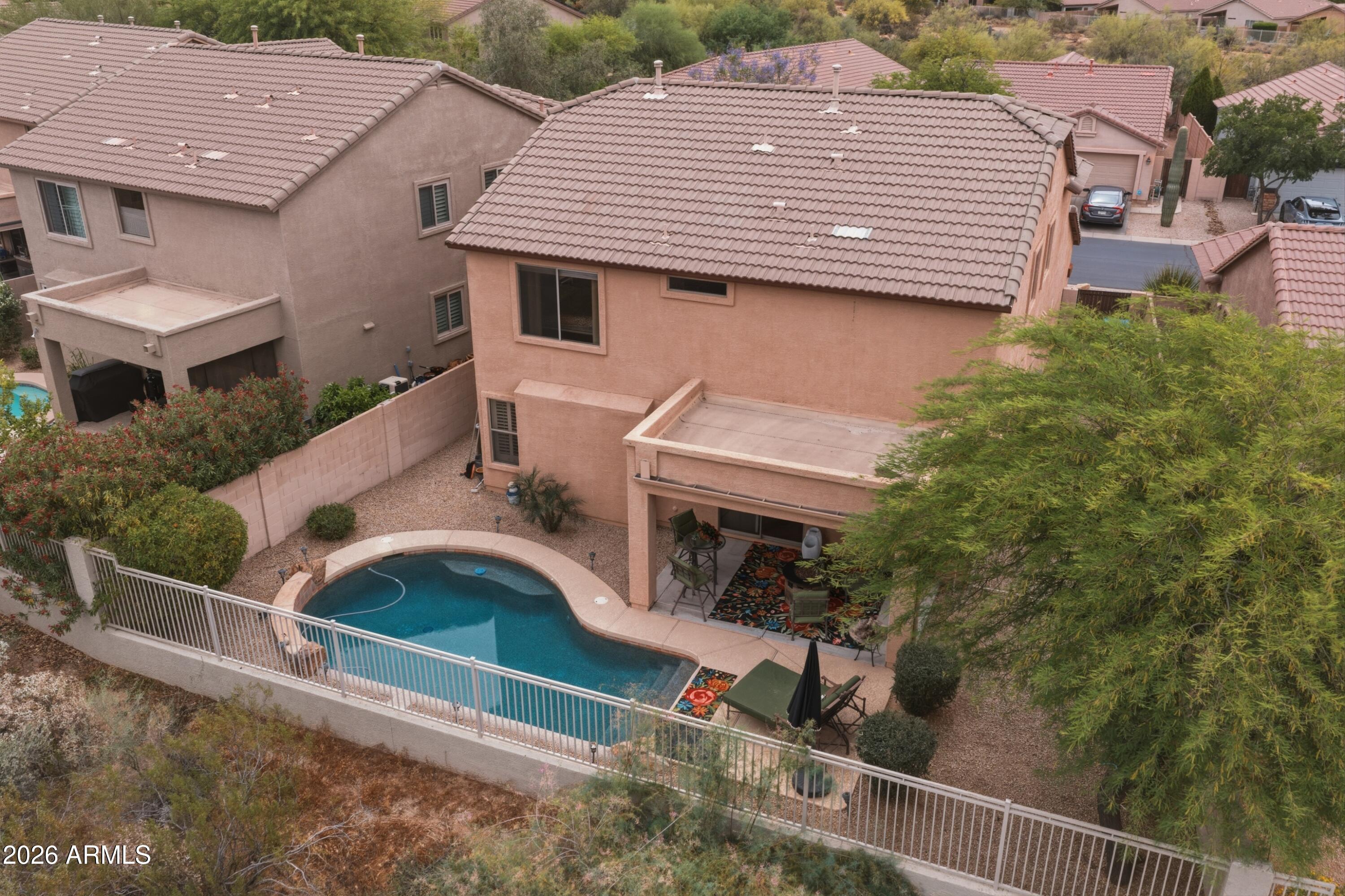 4724 E PRESERVE Way