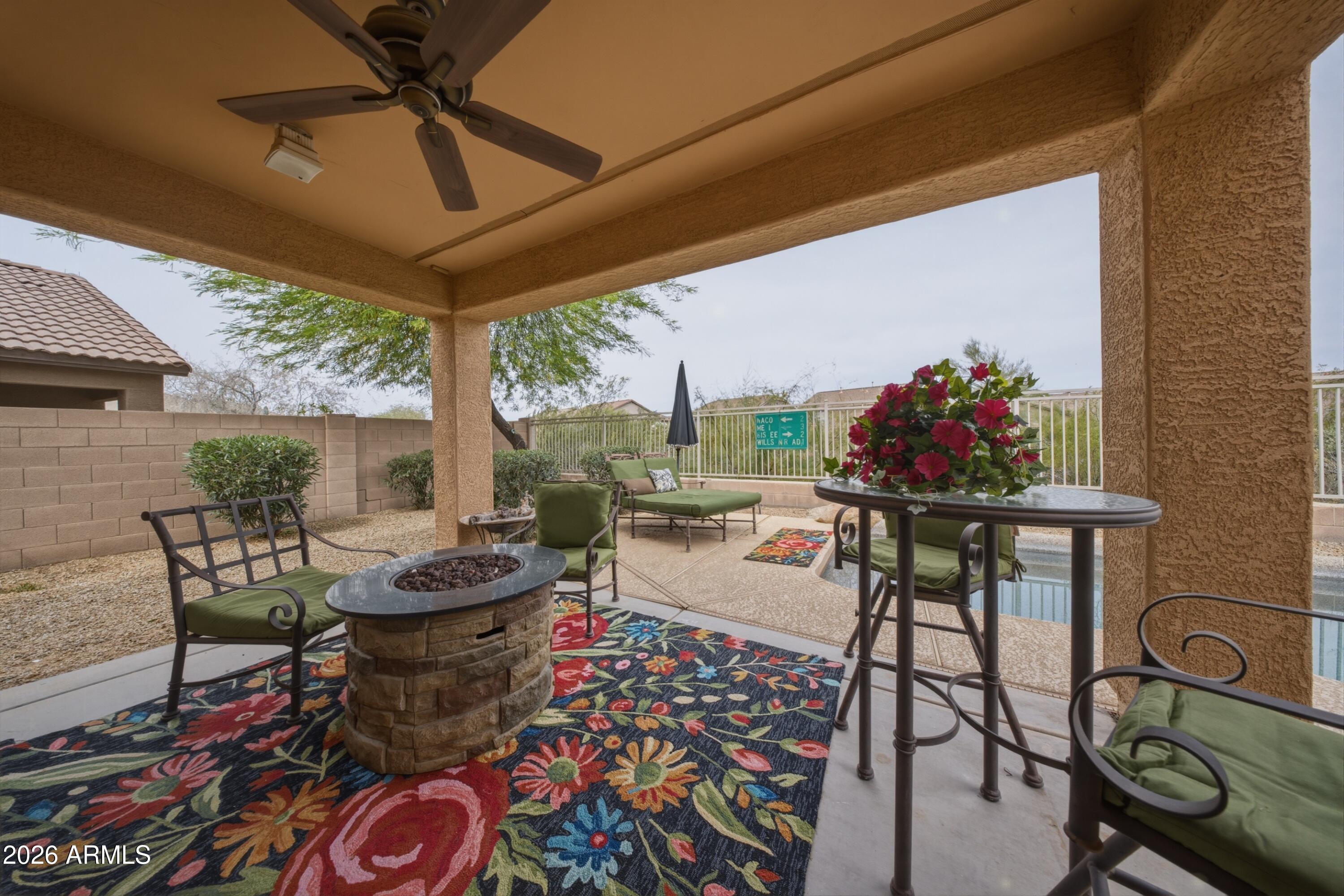 4724 E PRESERVE Way