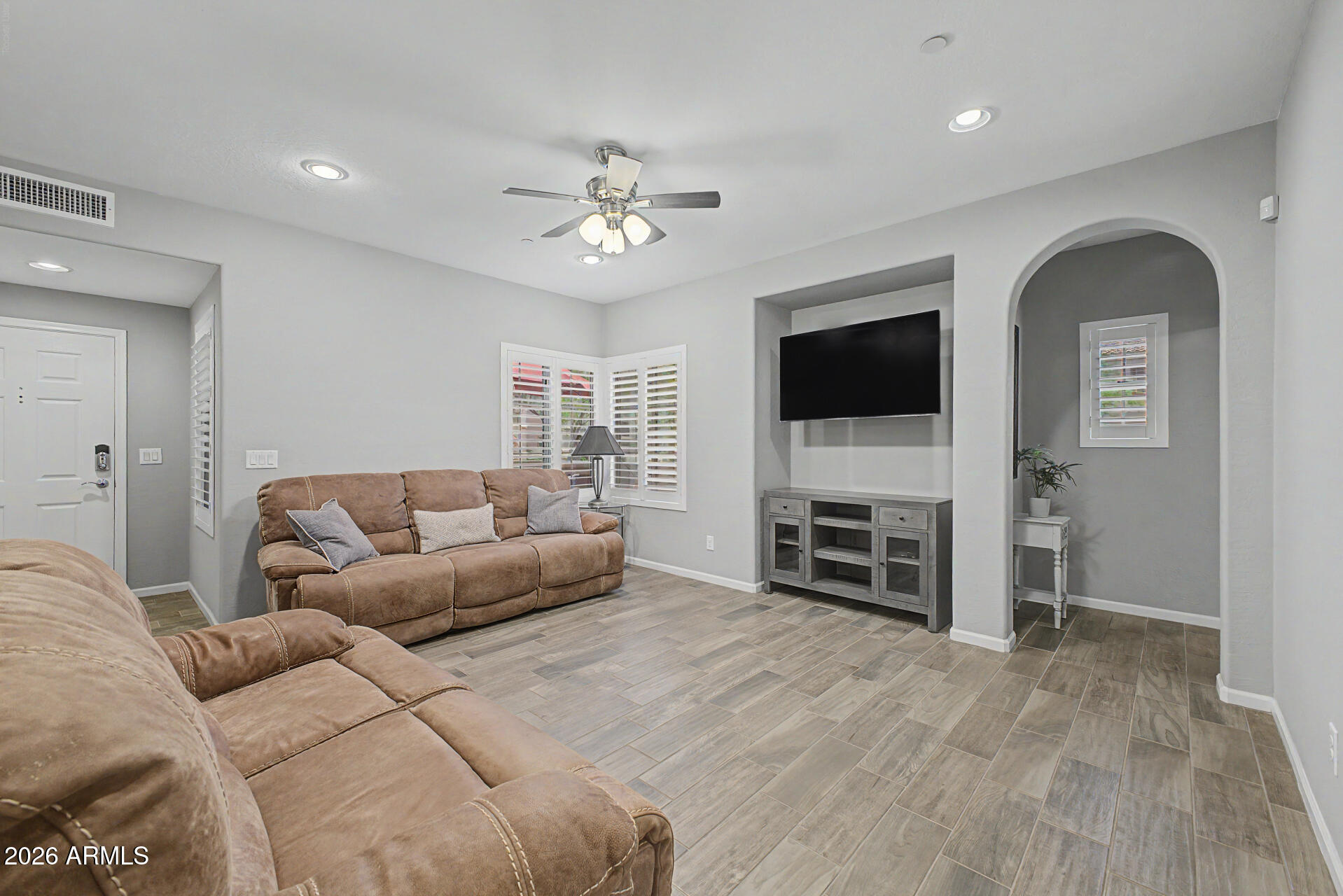 3935 E ROUGH RIDER Road 1339