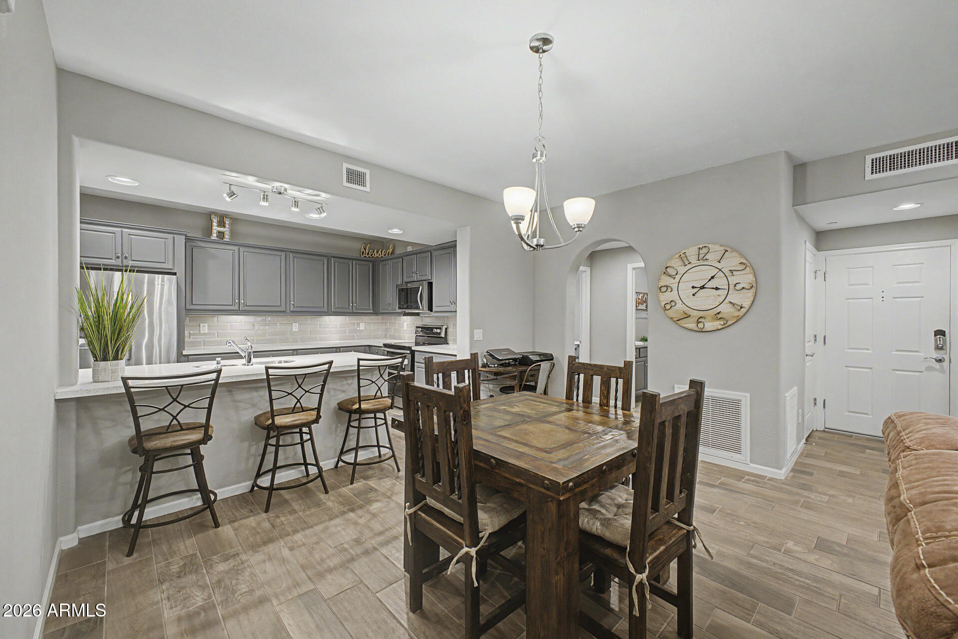 3935 E ROUGH RIDER Road 1339