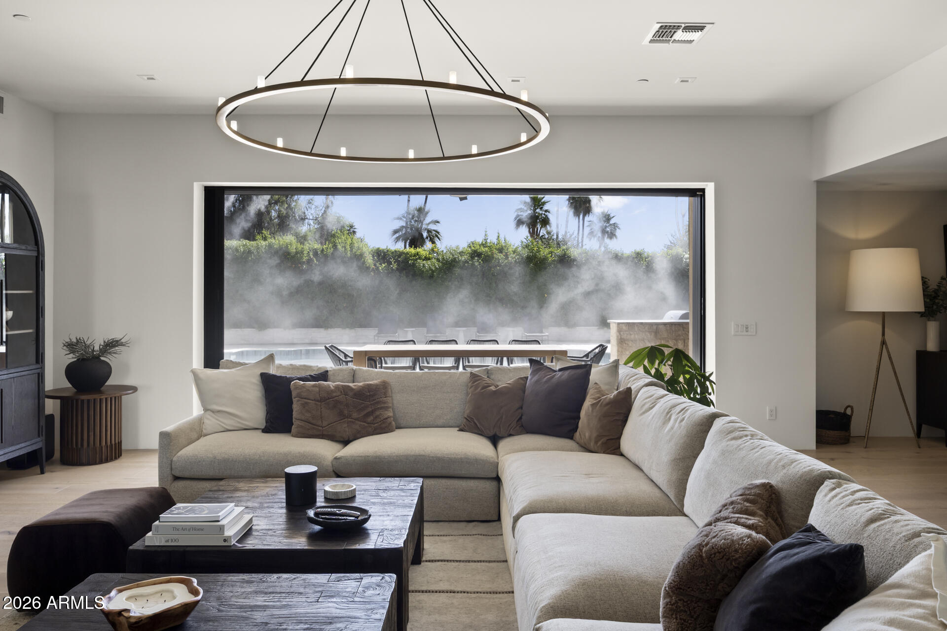 8159 N VIA BUENO