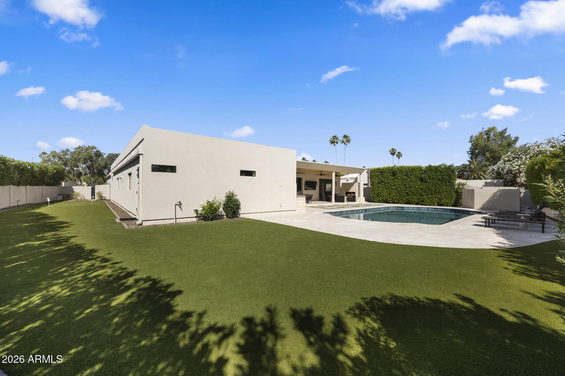 8159 N VIA BUENO