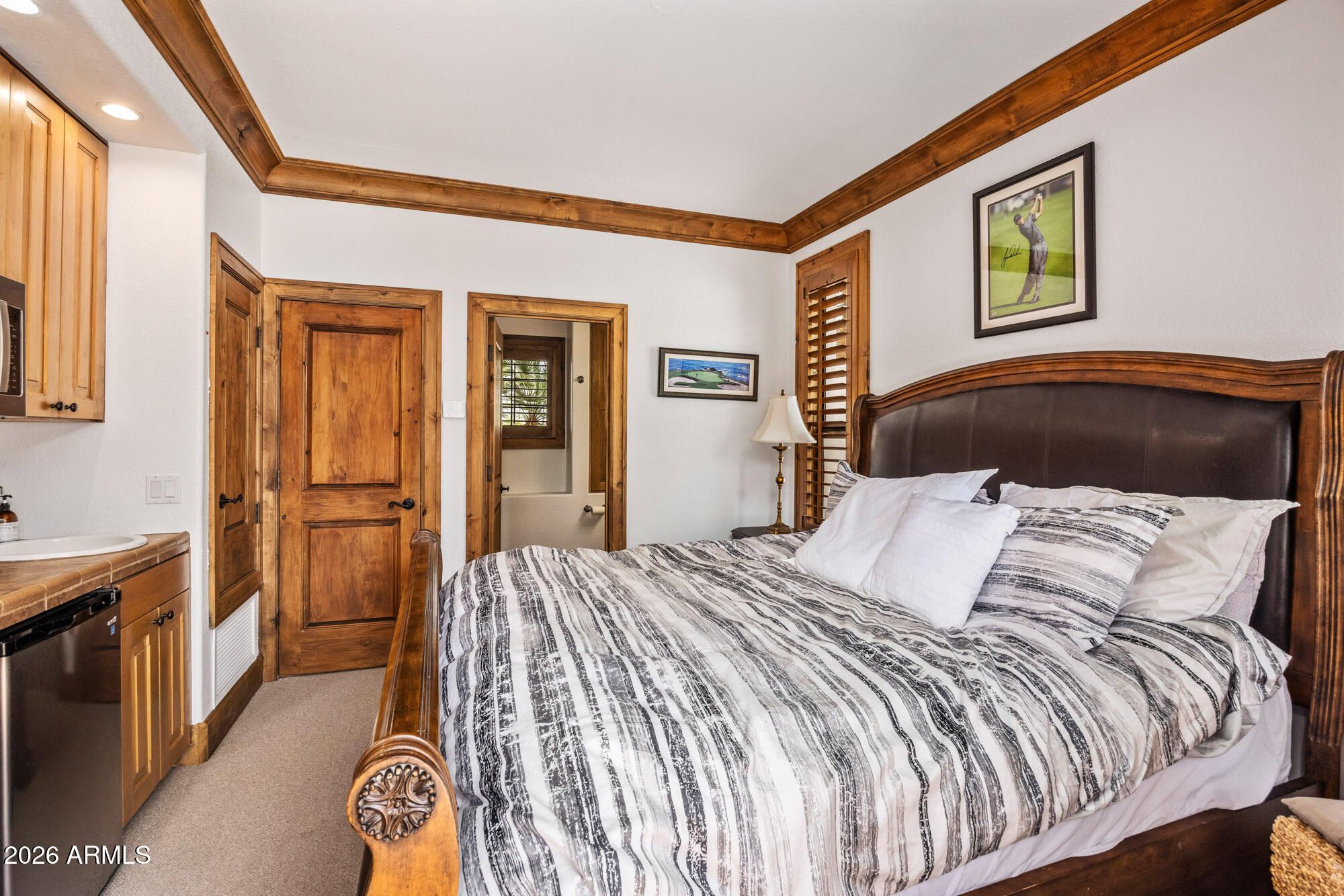 7705 E DOUBLETREE RANCH Road 19