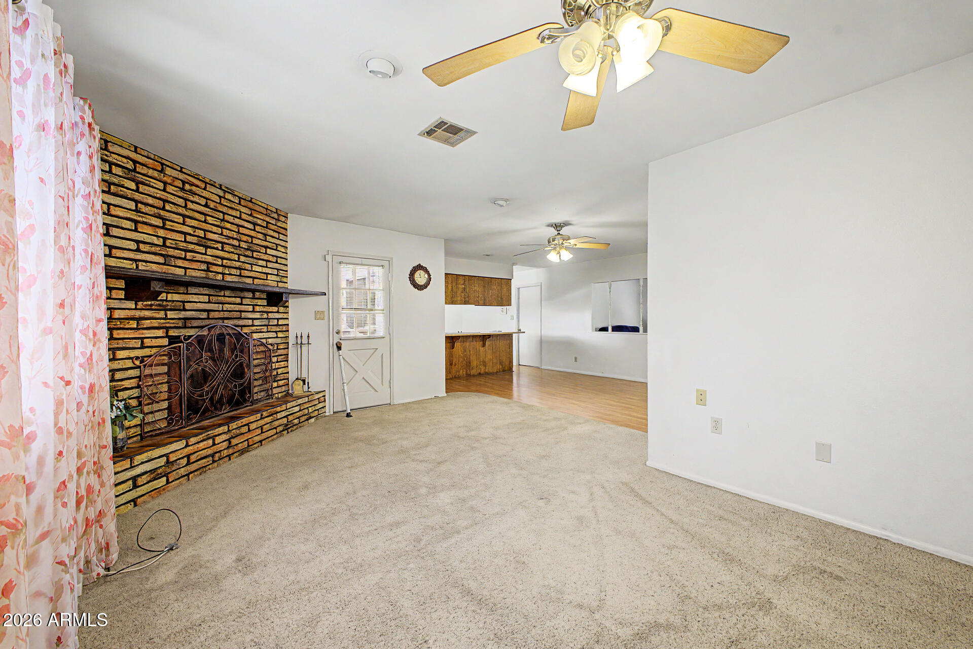 3753 W DALPHIN Road