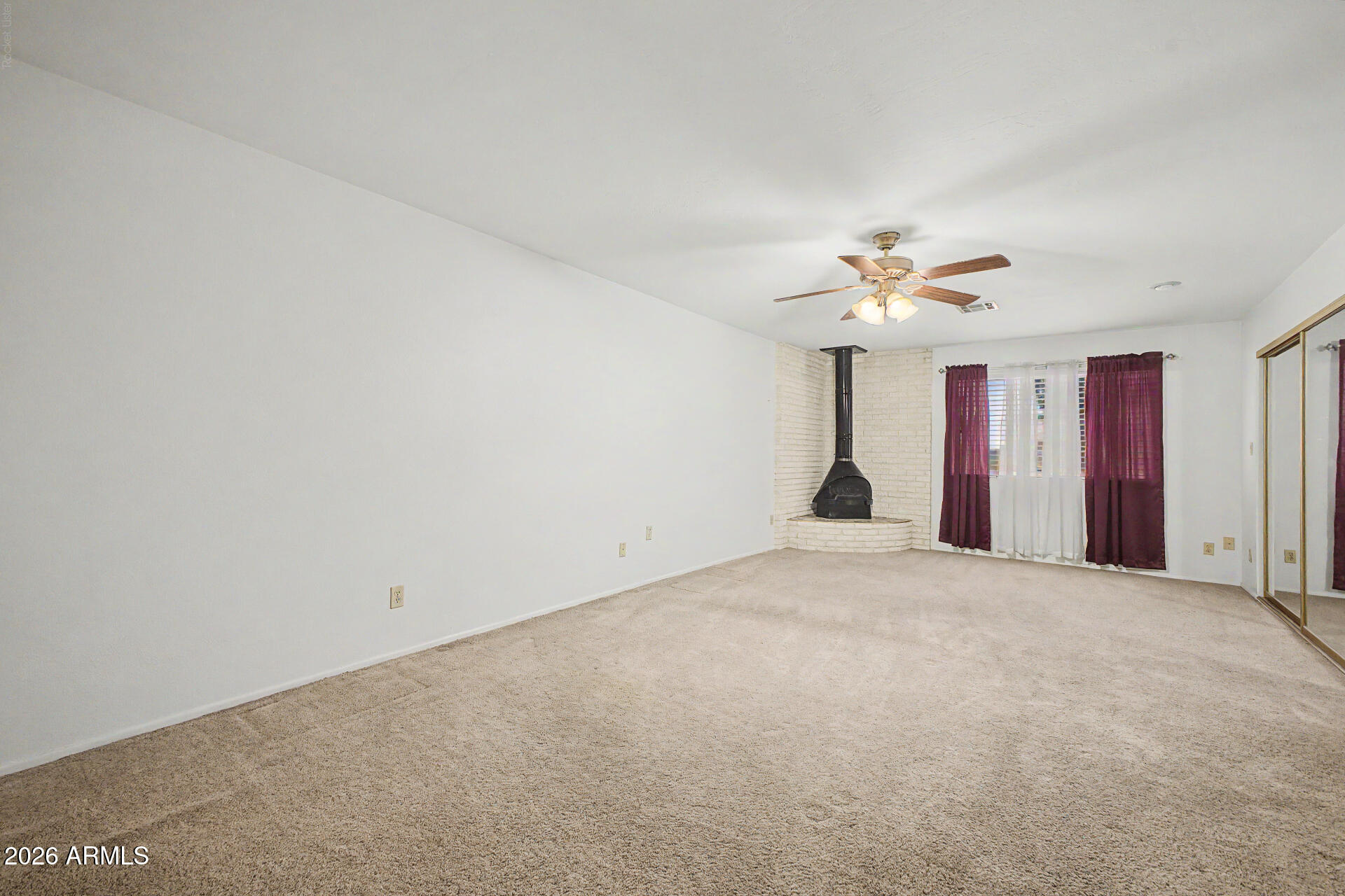 3753 W DALPHIN Road