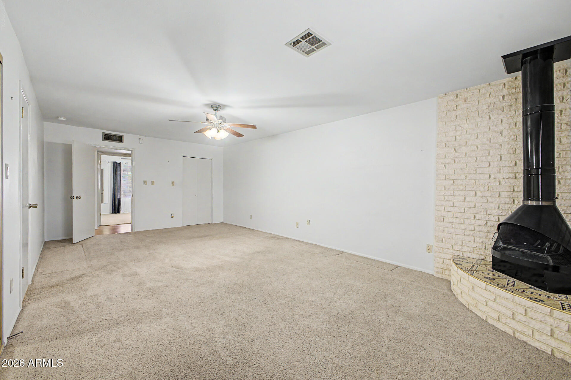 3753 W DALPHIN Road