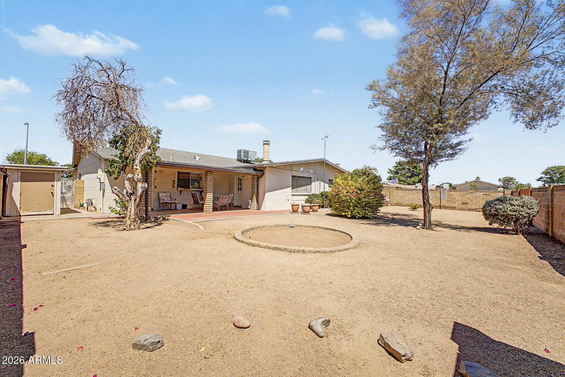 3753 W DALPHIN Road