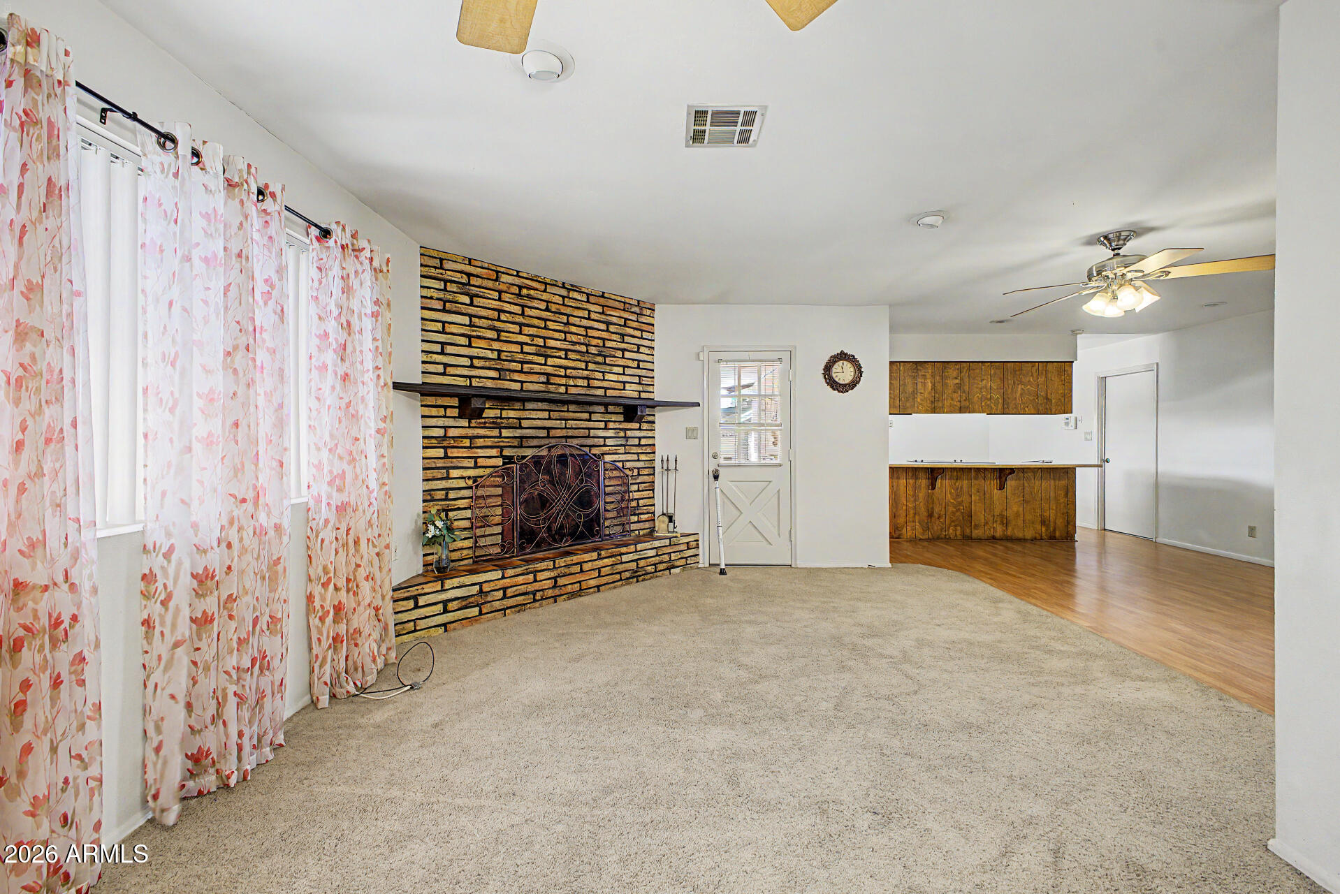 3753 W DALPHIN Road