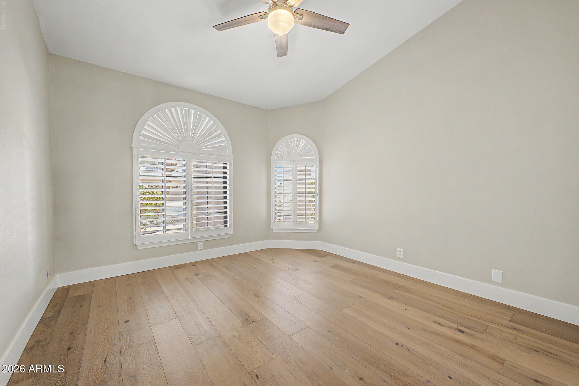 12738 E LAUREL Lane
