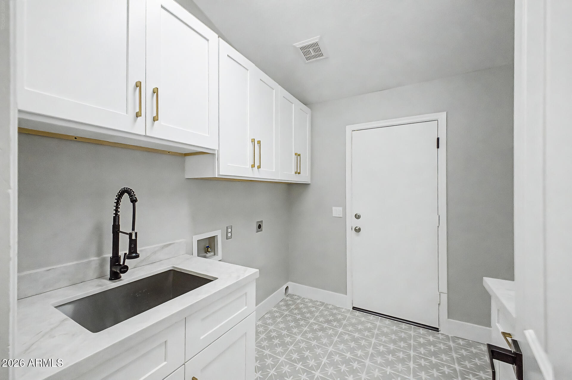 12738 E LAUREL Lane