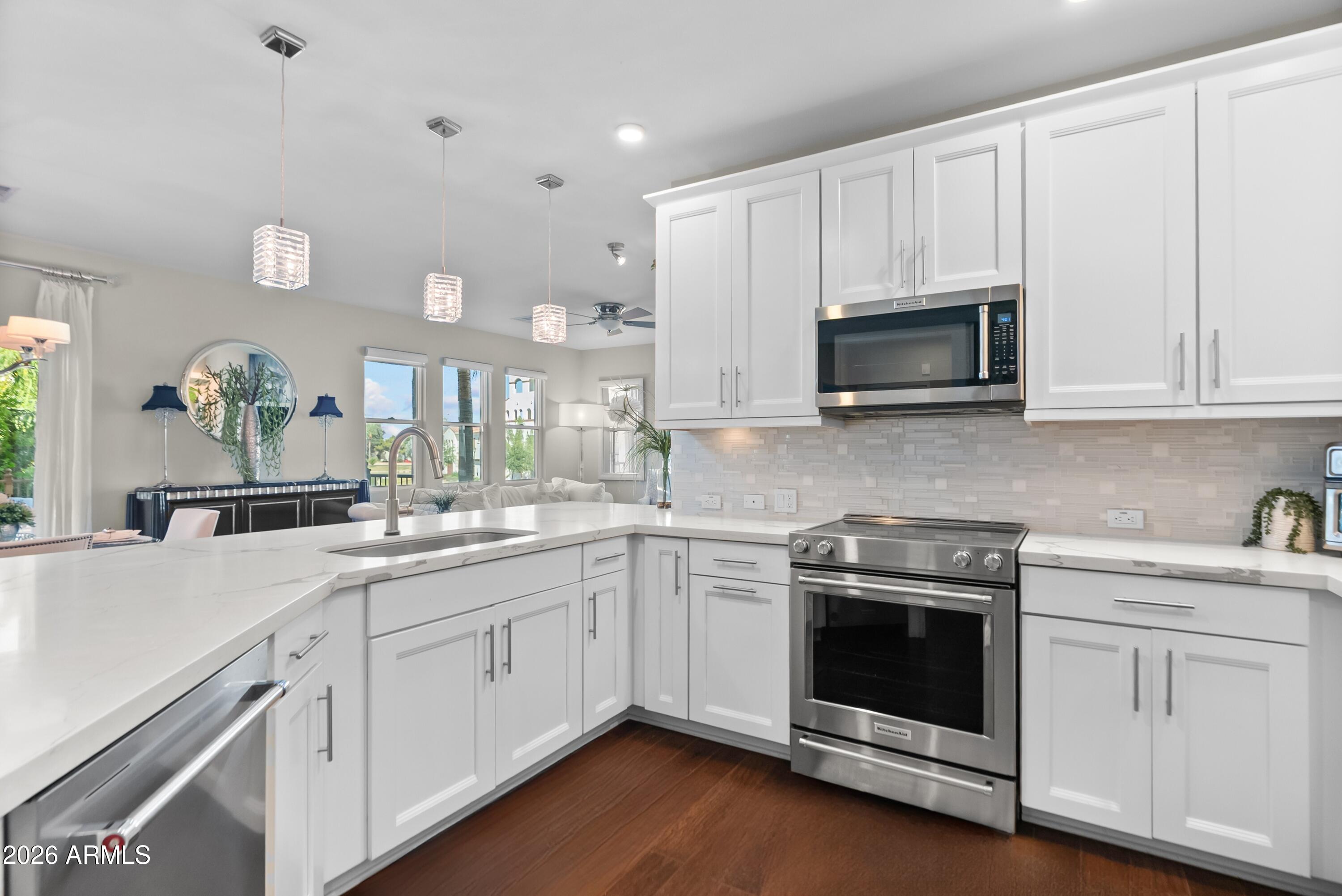2511 W QUEEN CREEK Road 151