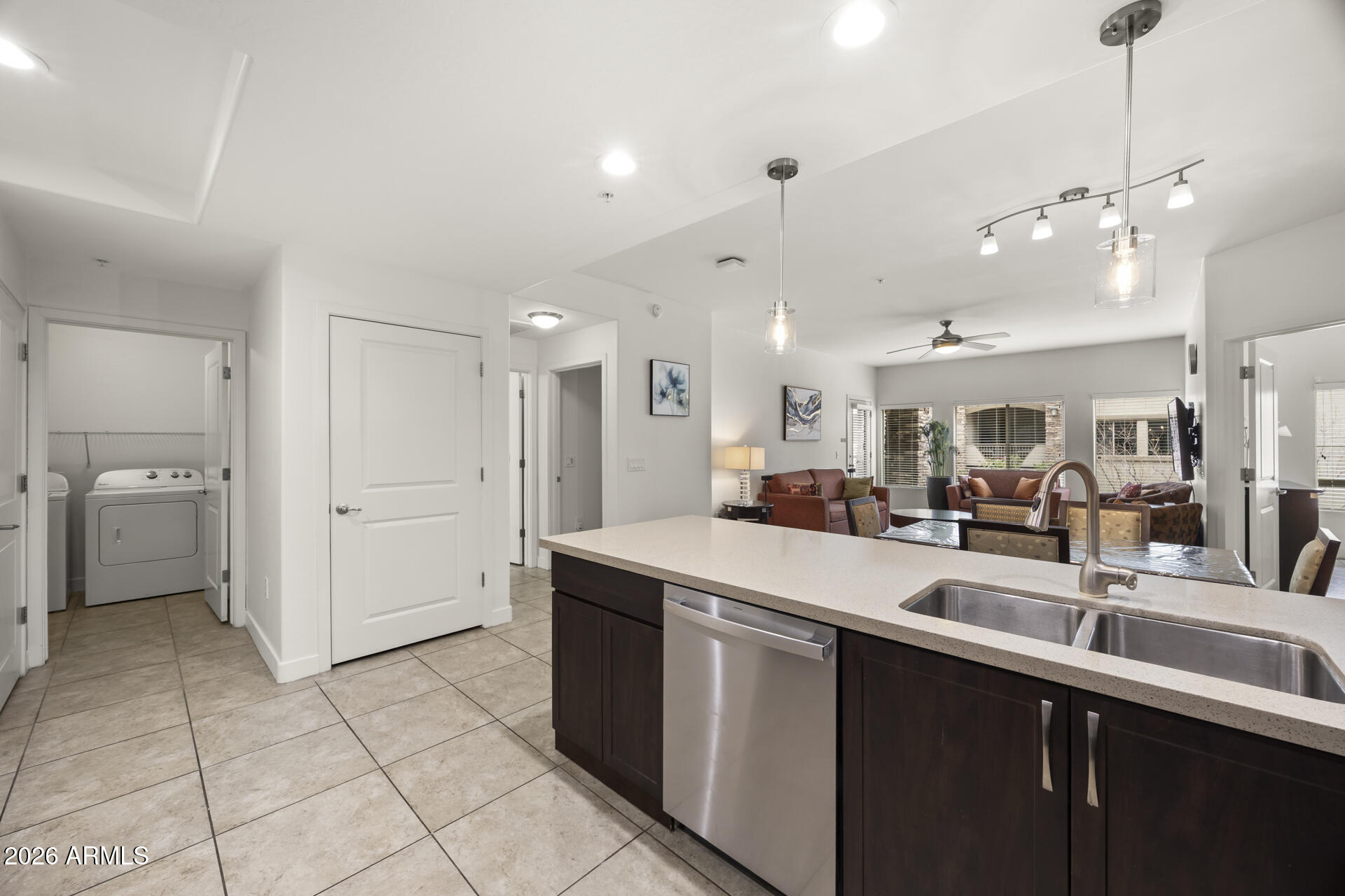 5450 E DEER VALLEY Drive 2189