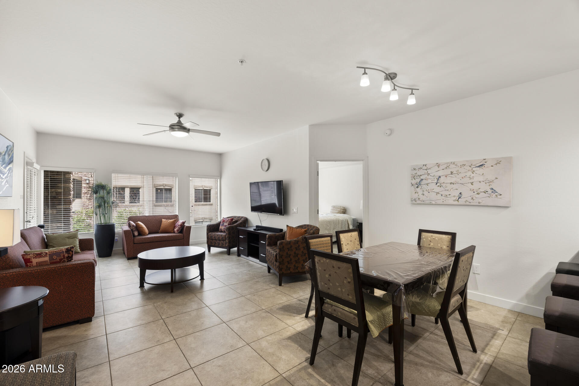 5450 E DEER VALLEY Drive 2189