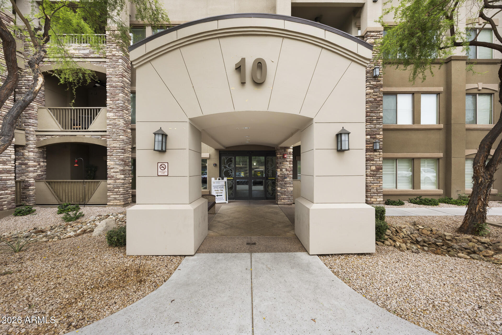 5450 E DEER VALLEY Drive 2189