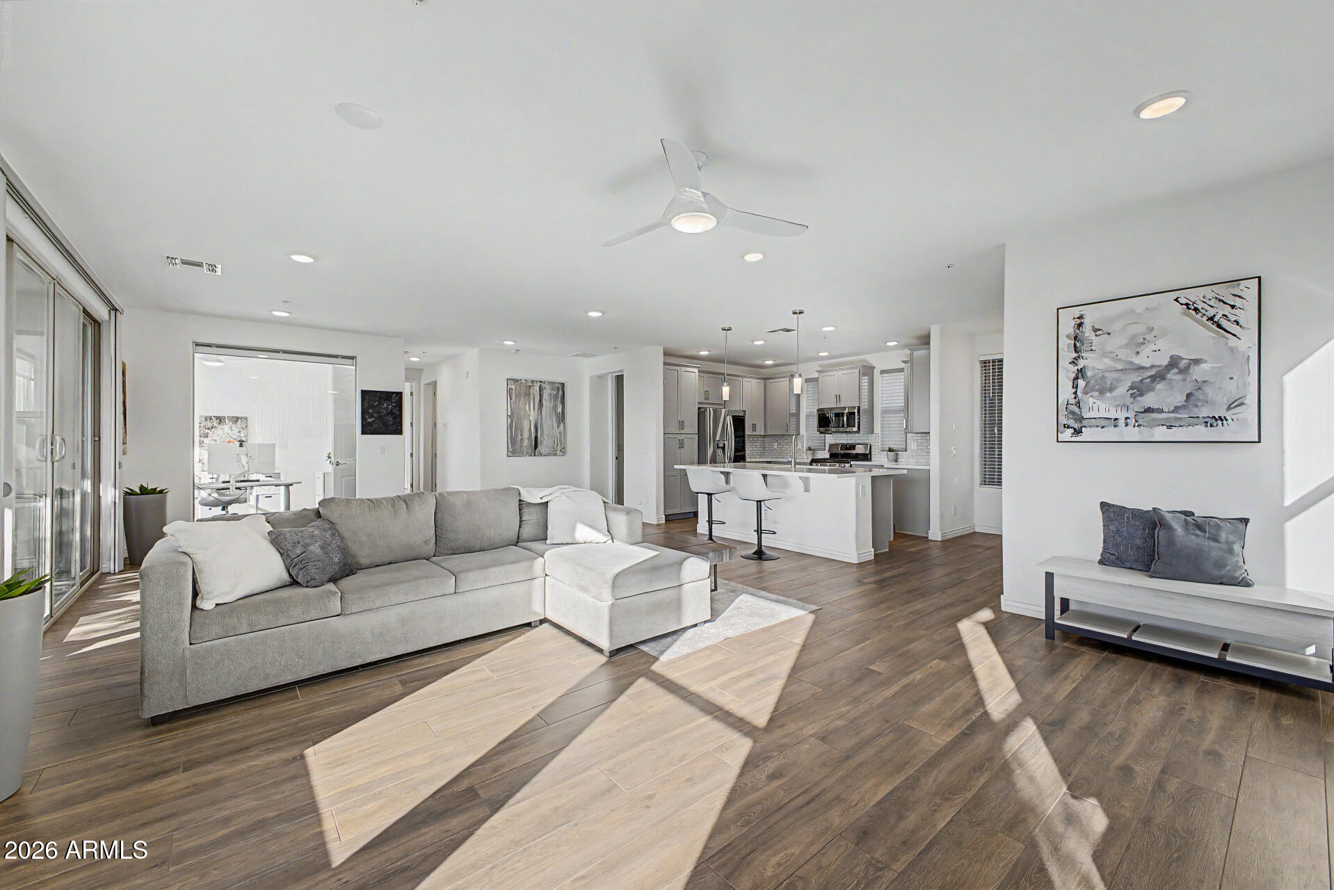 5100 E RANCHO PALOMA Drive 1044