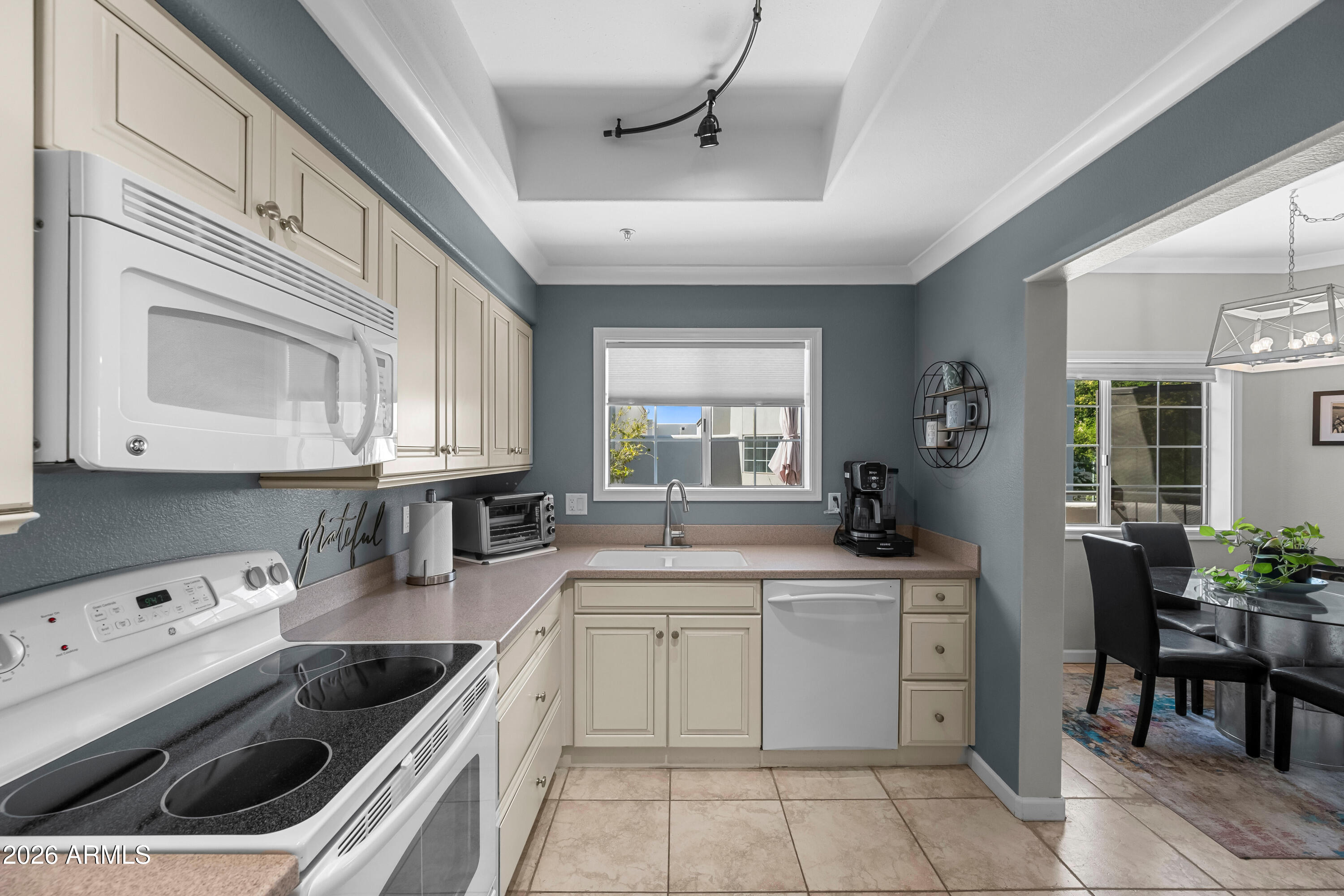 7710 E GAINEY RANCH Road 206
