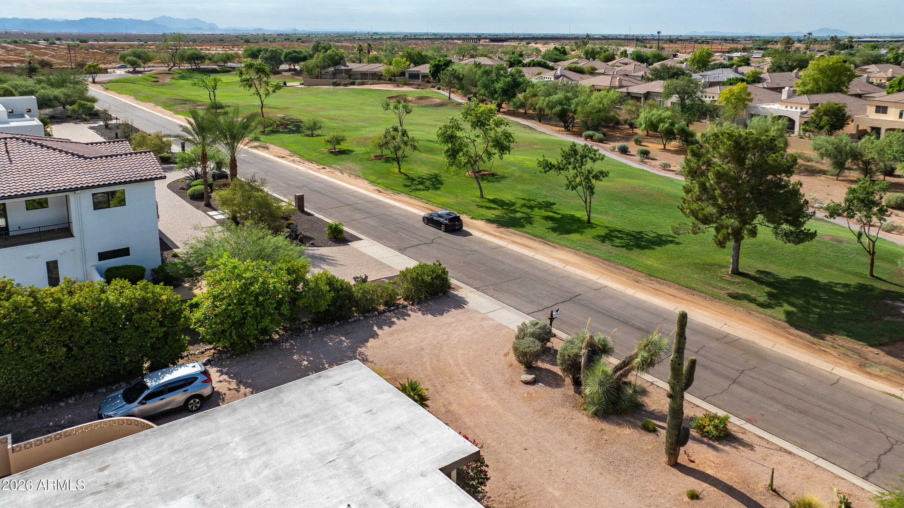 8622 E CACTUS WREN Road