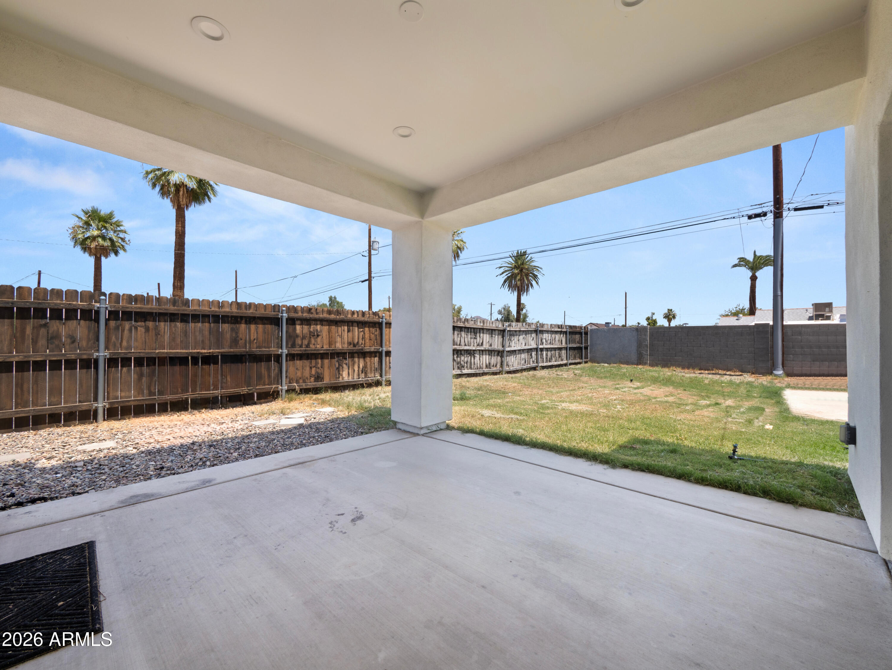 2345 N 28th Place