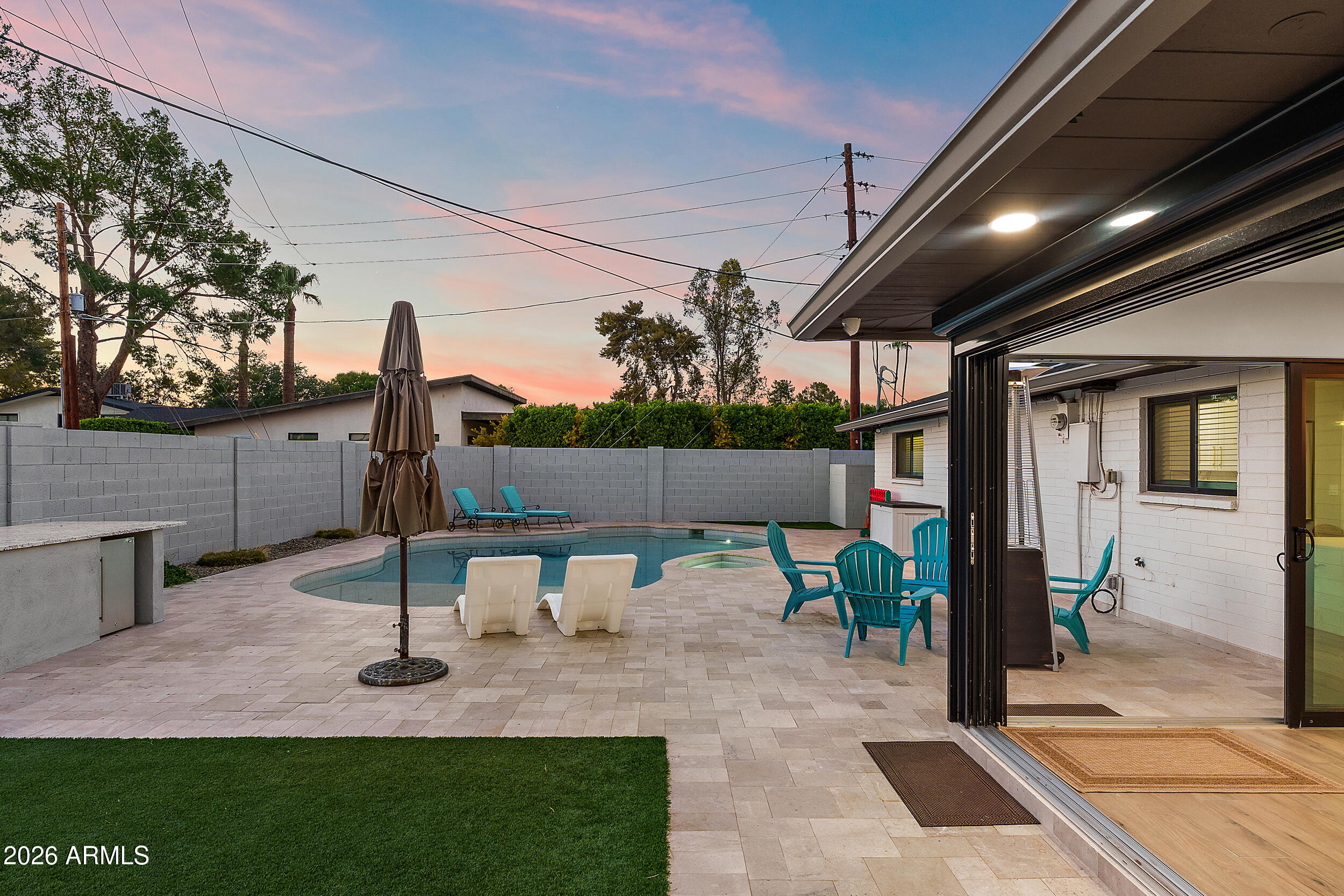 4546 N 86TH Street