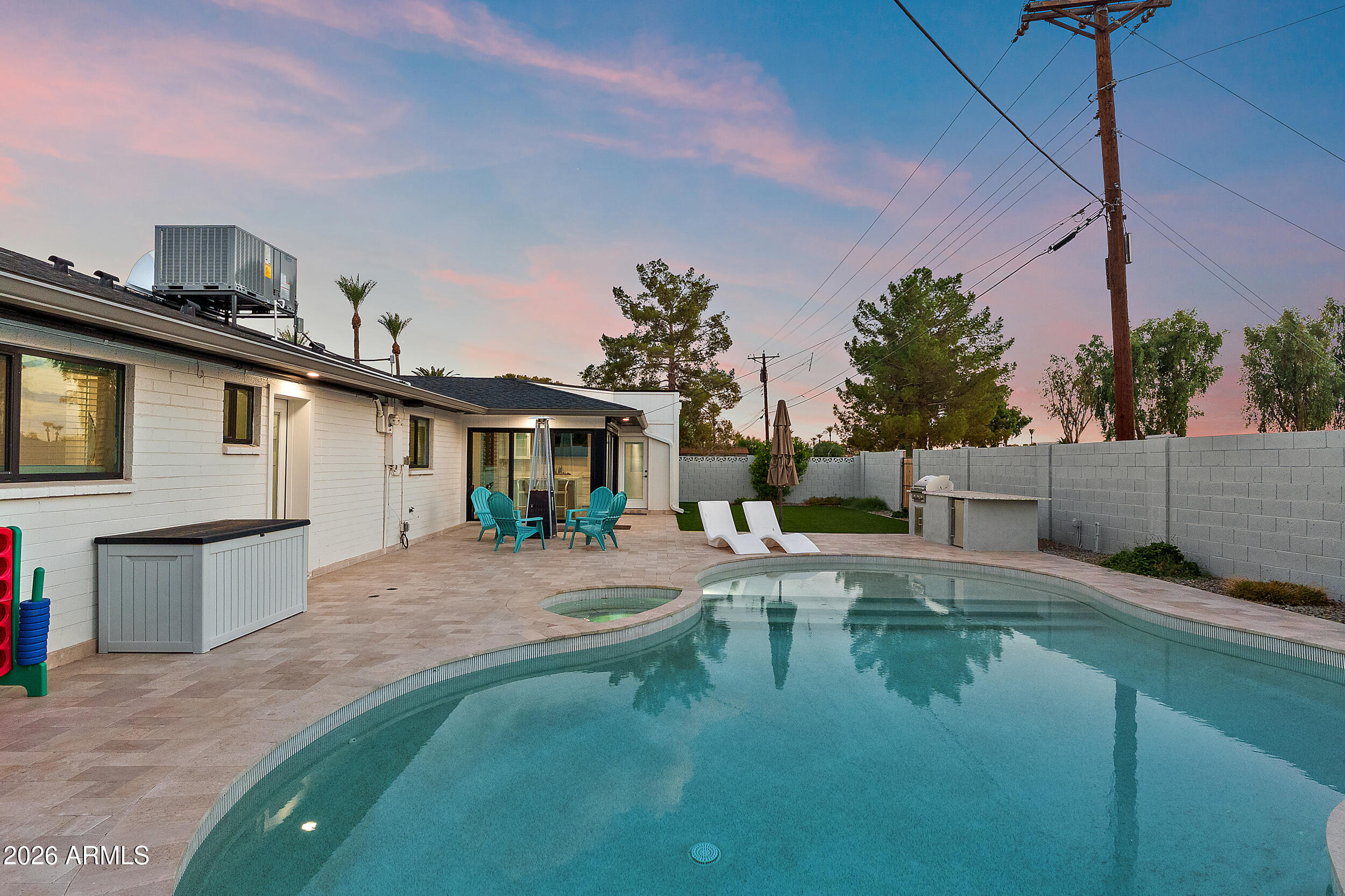 4546 N 86TH Street