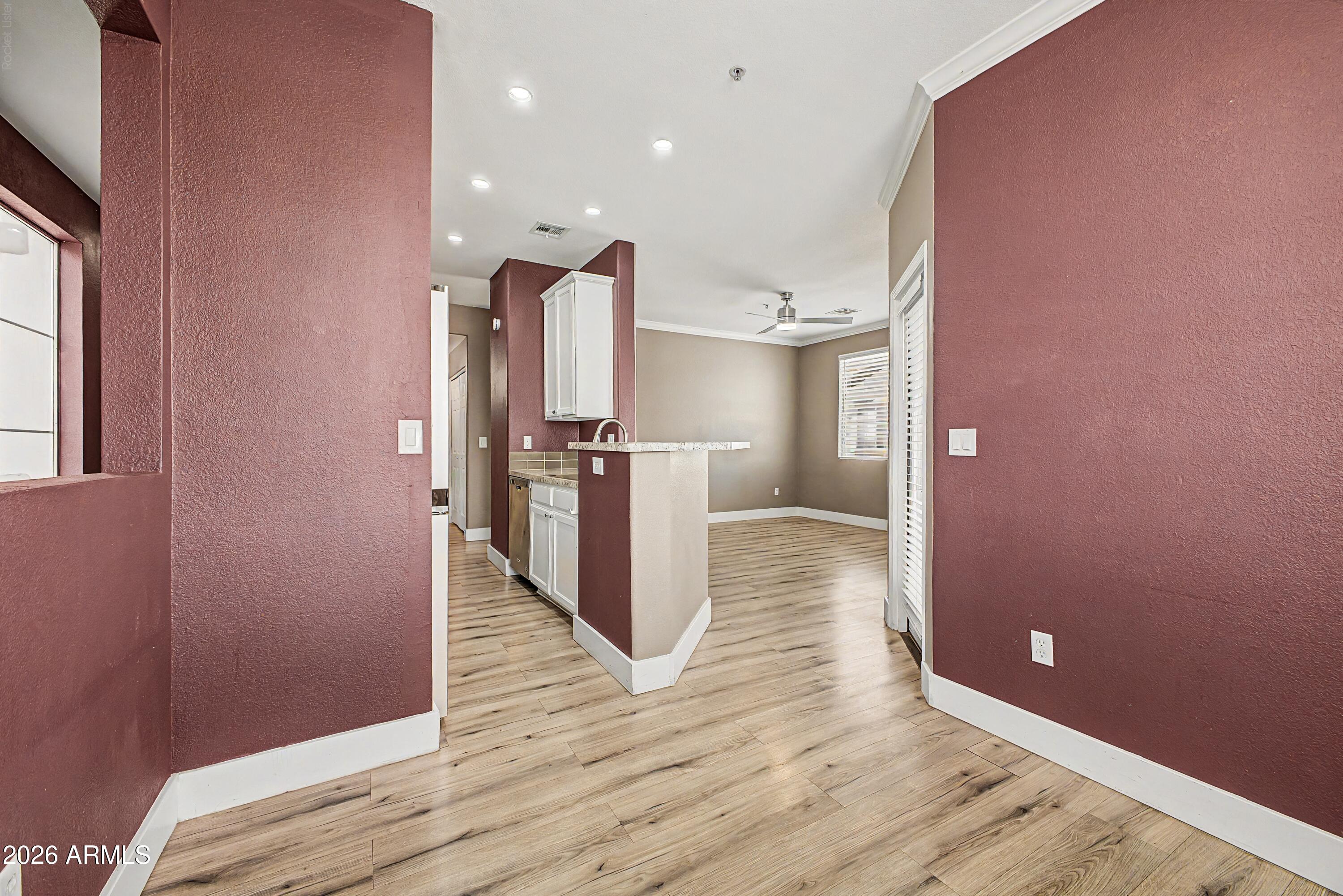 2992 N MILLER Road A214