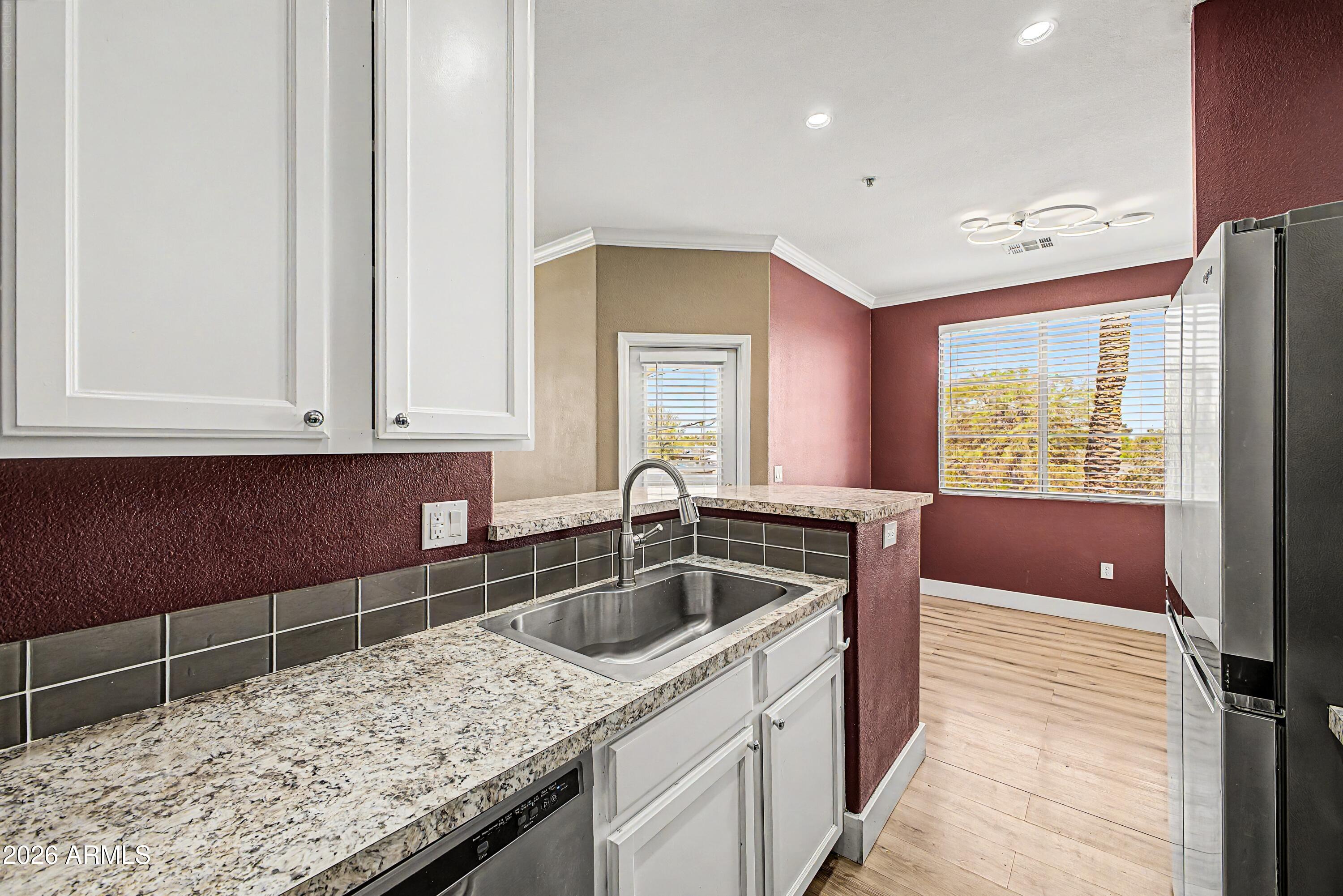 2992 N MILLER Road A214