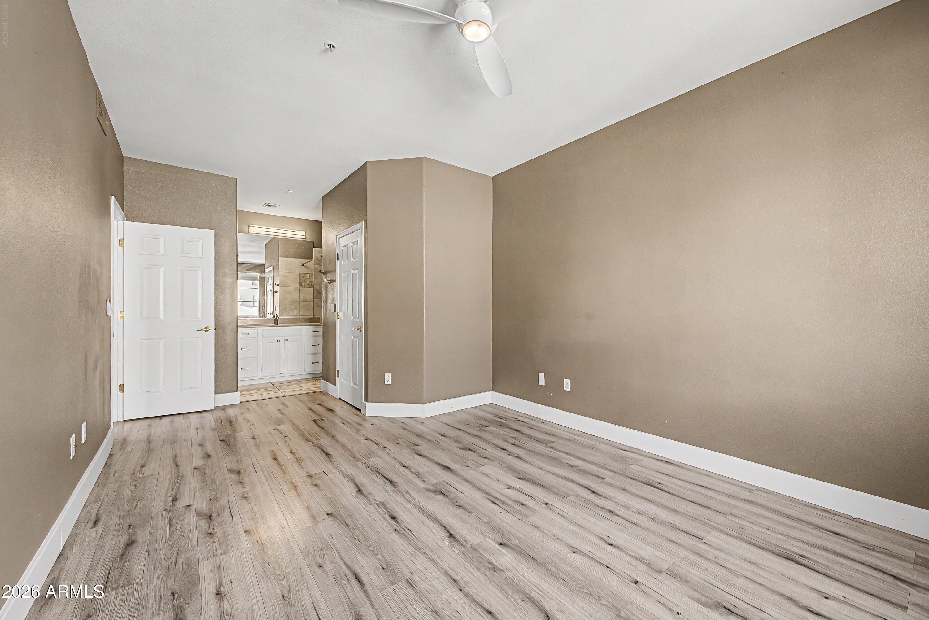 2992 N MILLER Road A214