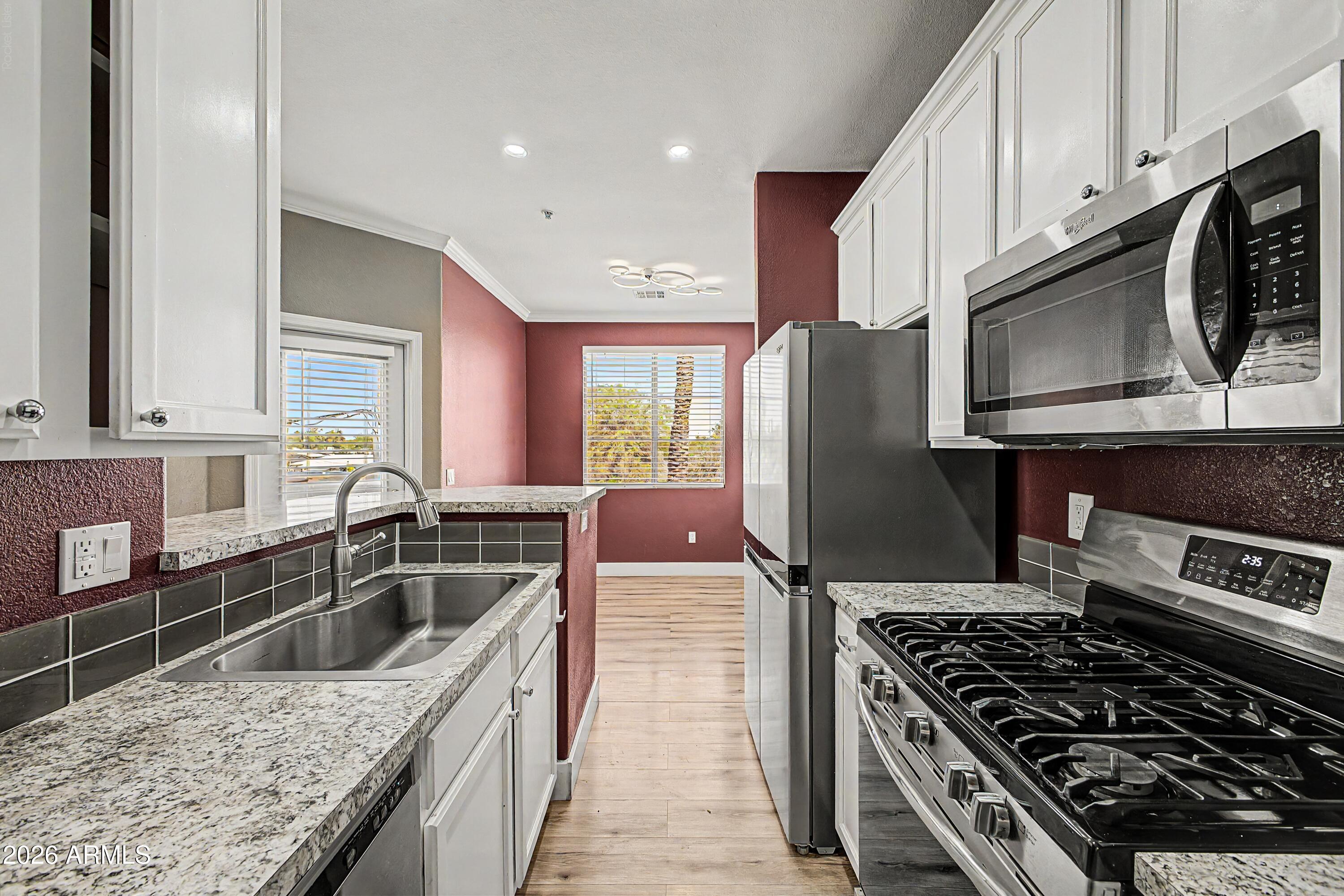 2992 N MILLER Road A214