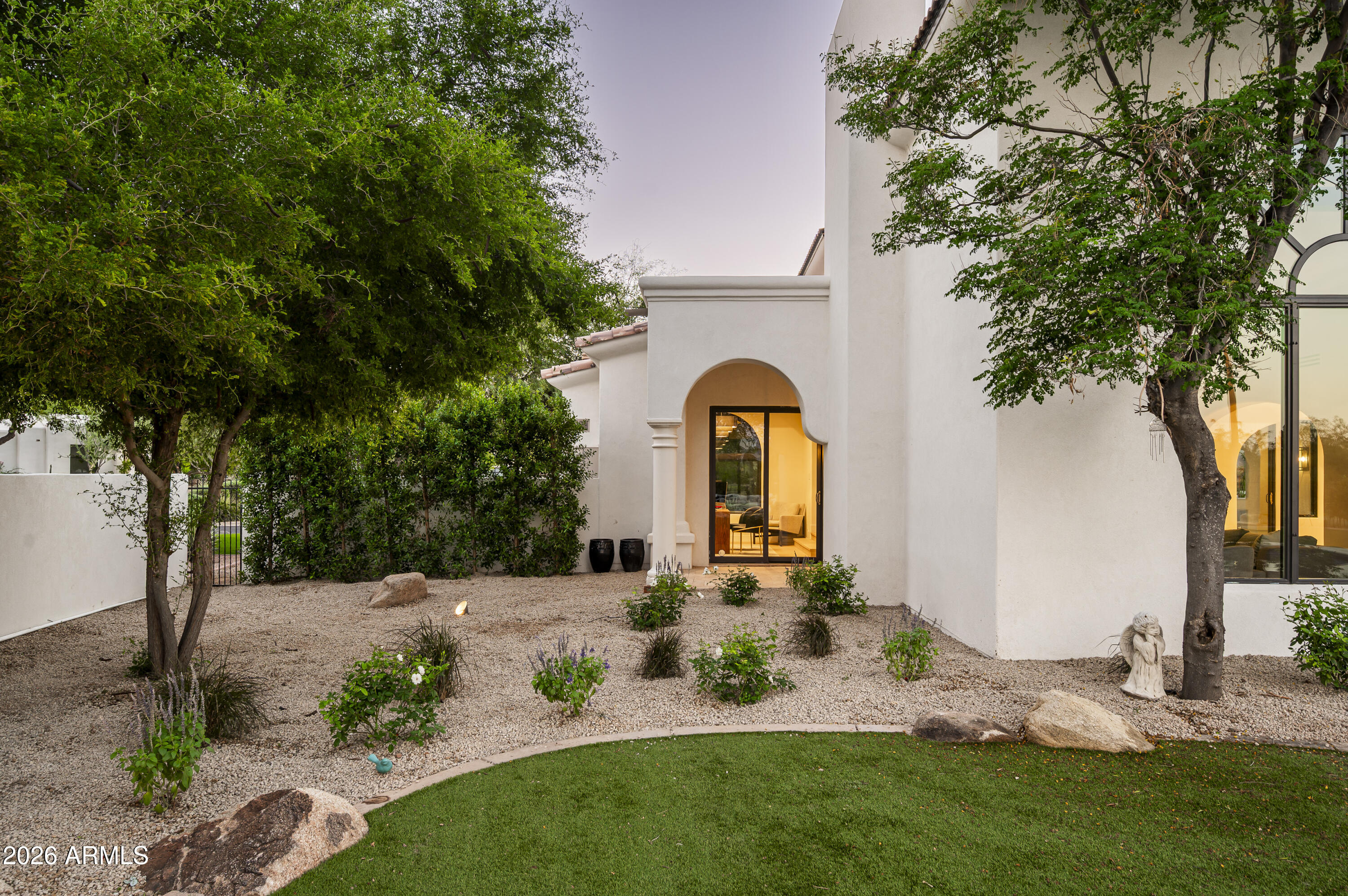 8560 N CANTA BELLO Drive