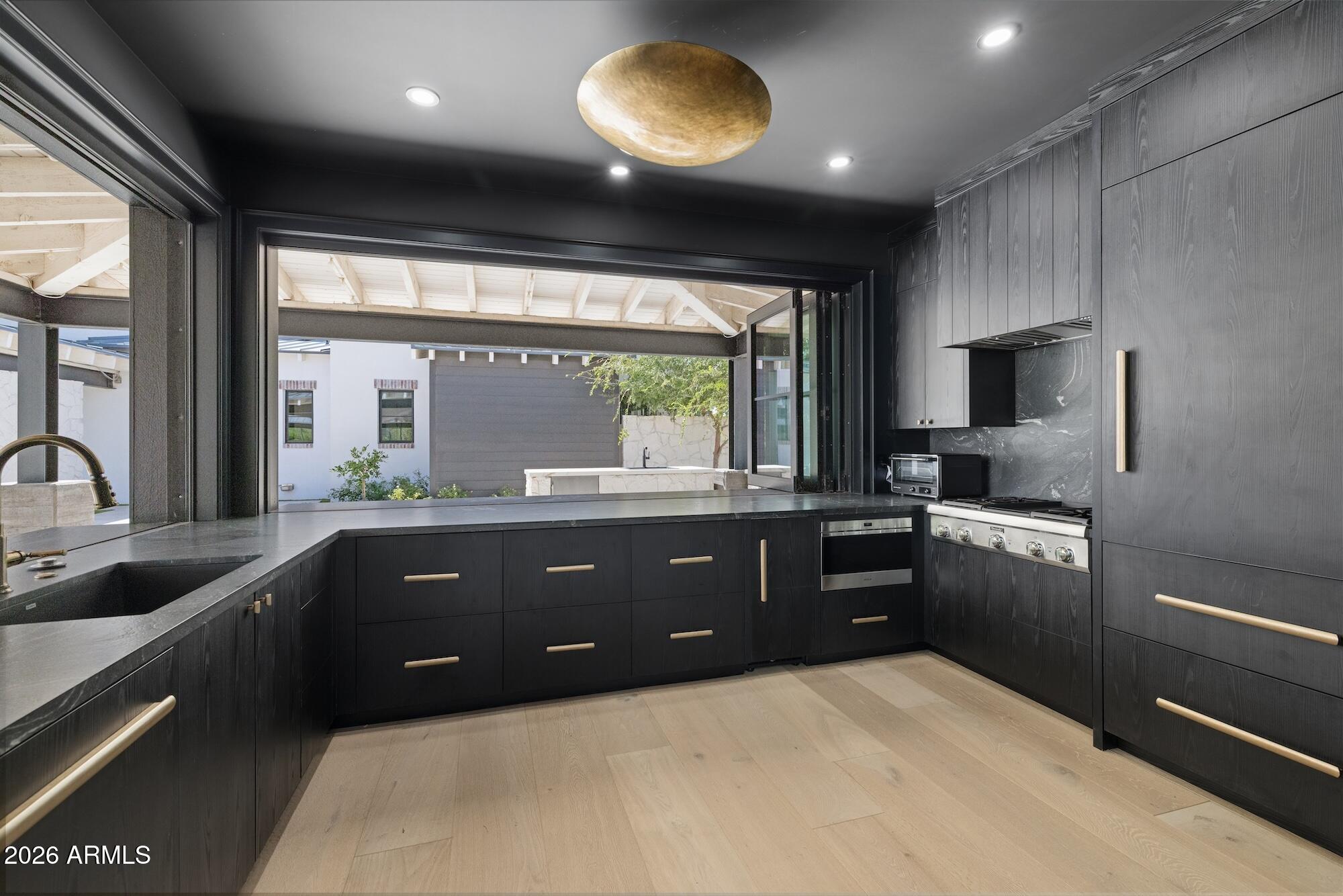 2620 E PALO VERDE Street