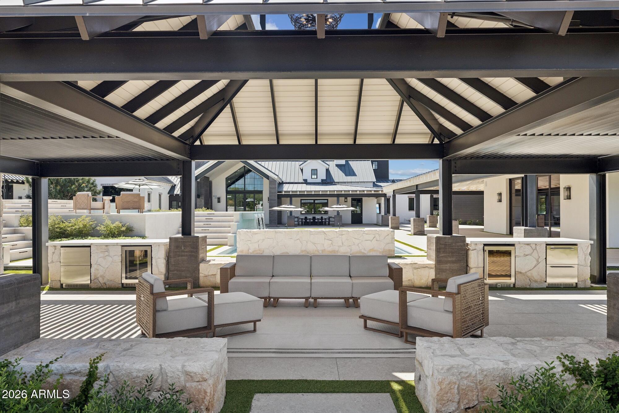 2620 E PALO VERDE Street