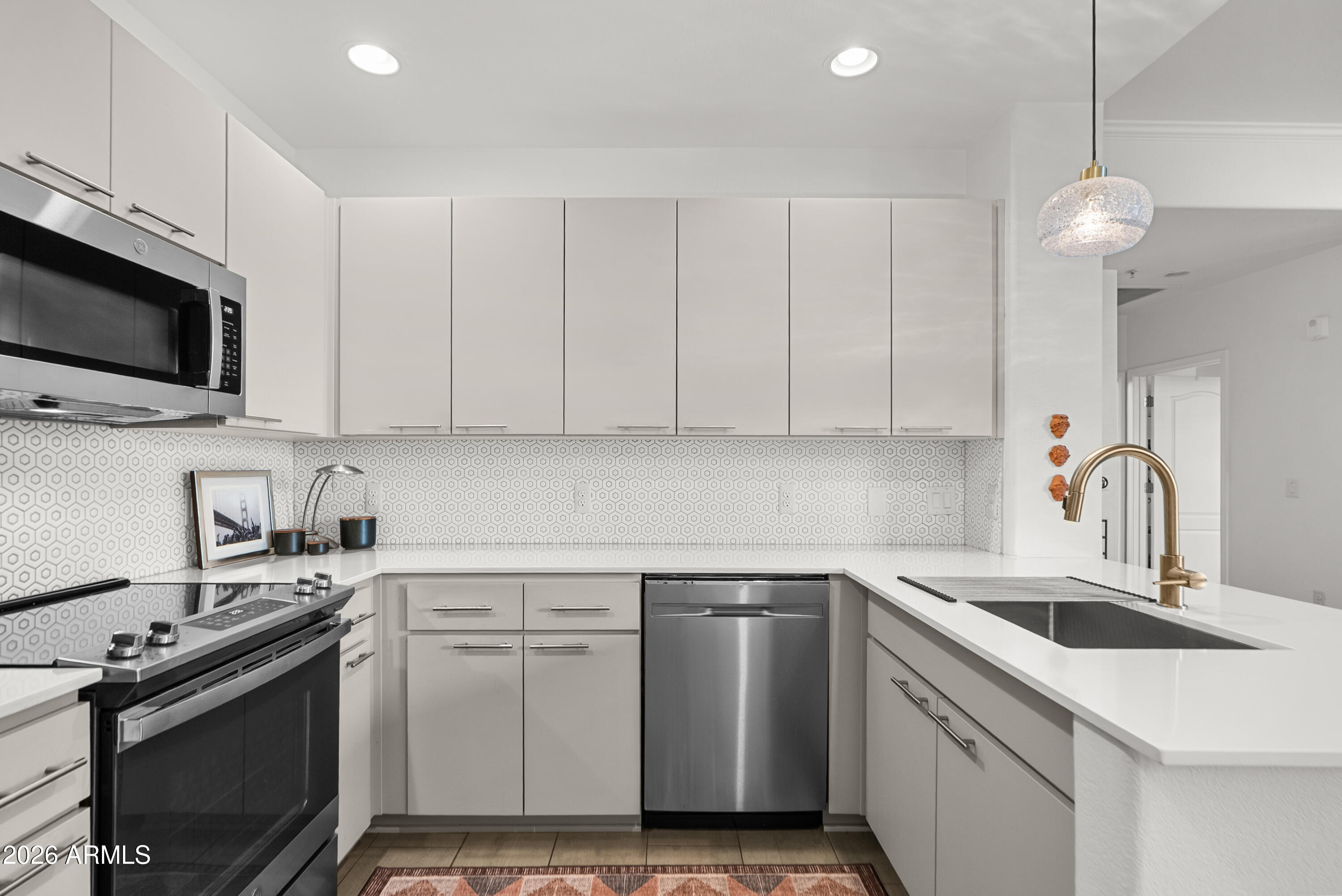 11640 N TATUM Boulevard 1040