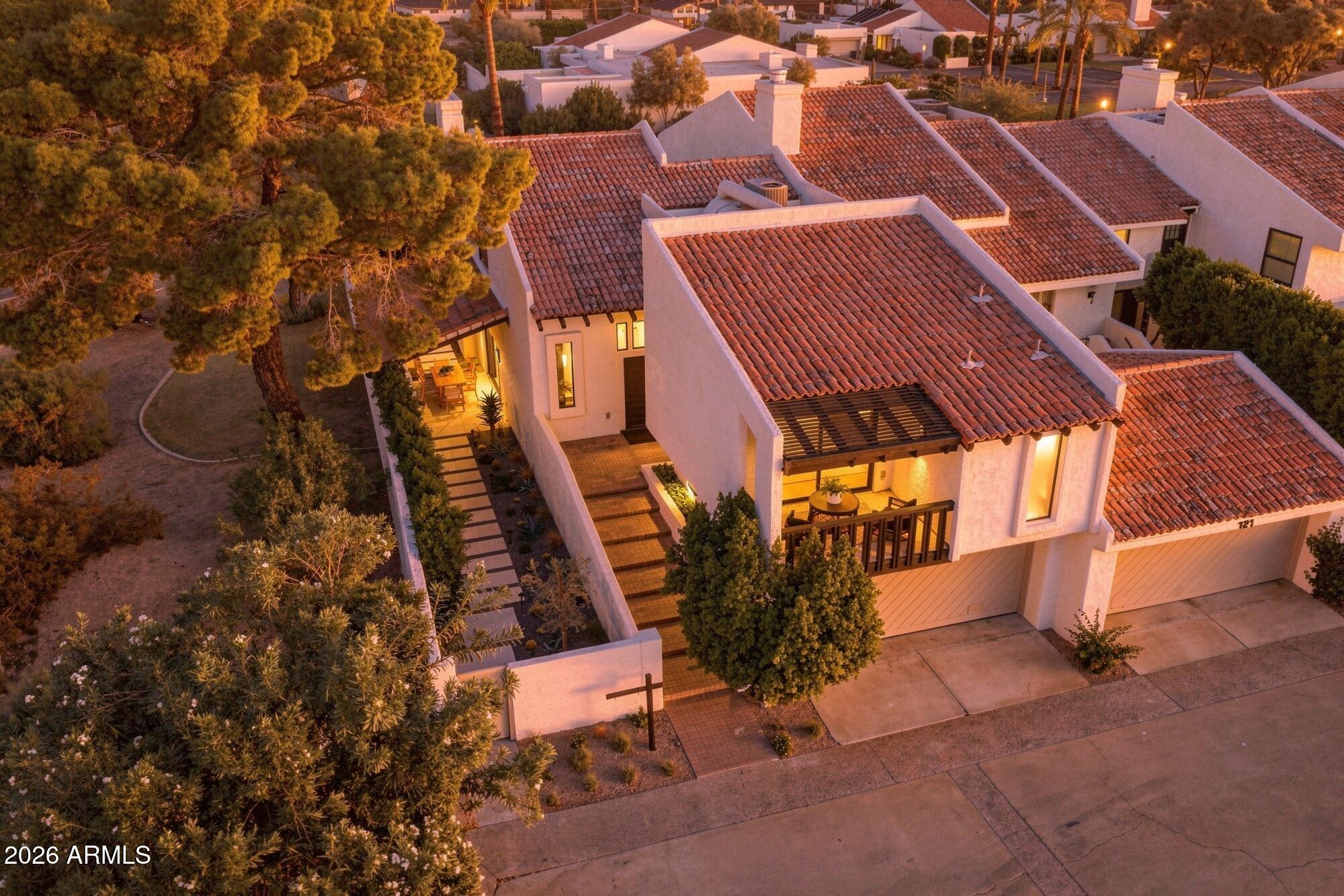4432 E CAMELBACK Road 120
