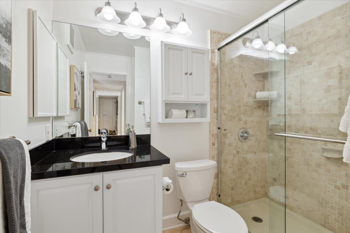 675 Sharon Park DR 313