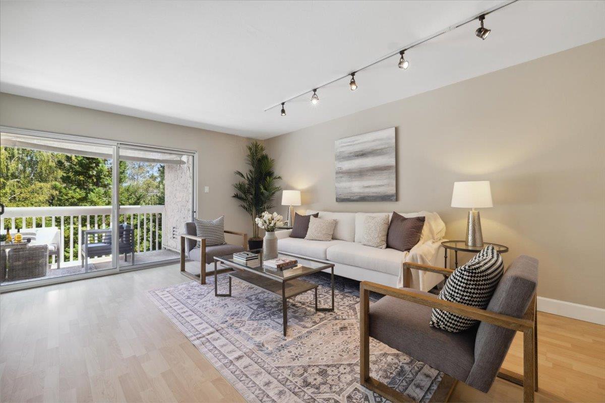 675 Sharon Park DR 313