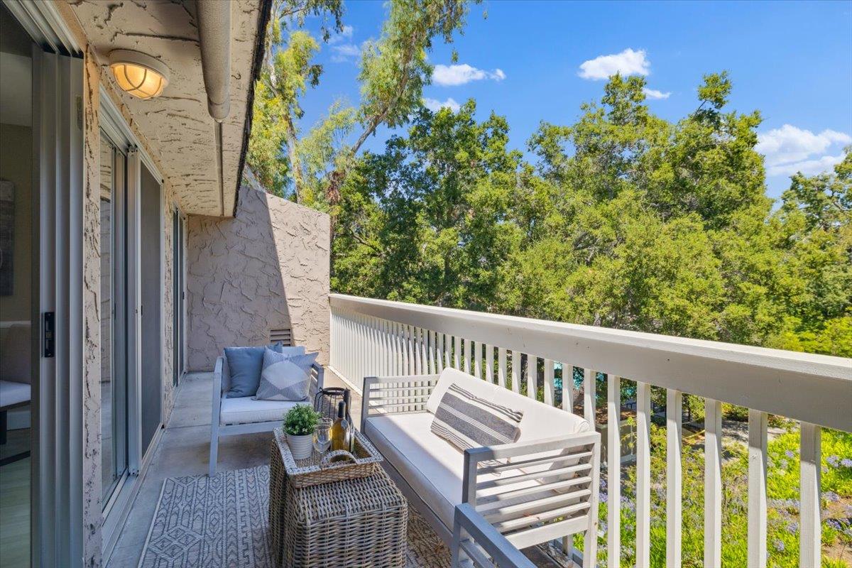 675 Sharon Park DR 313