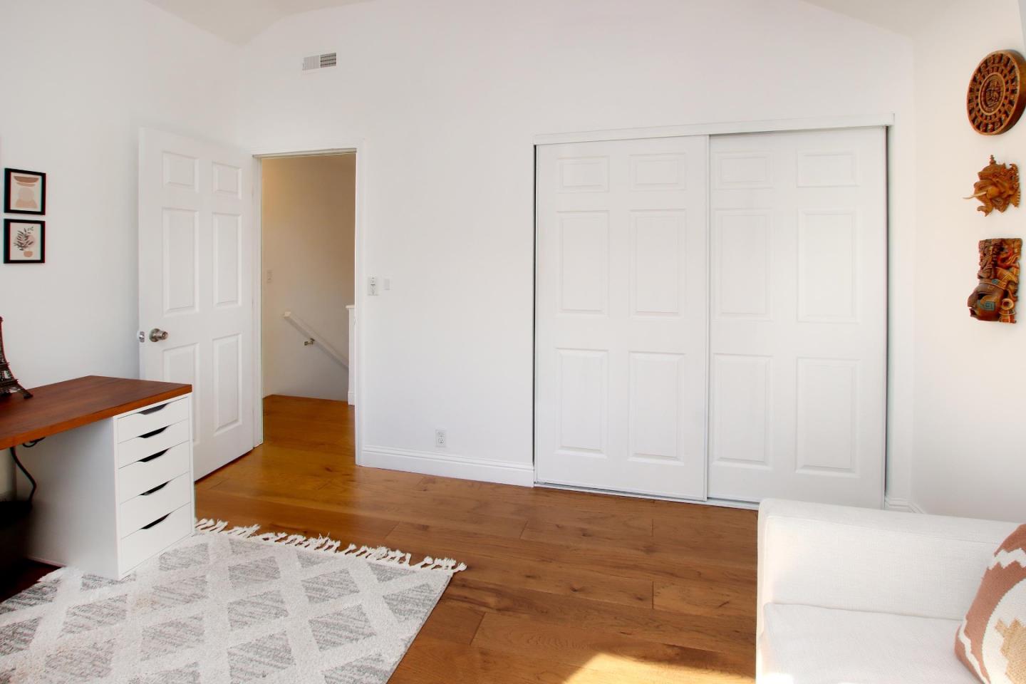 2699 Christine Oaks