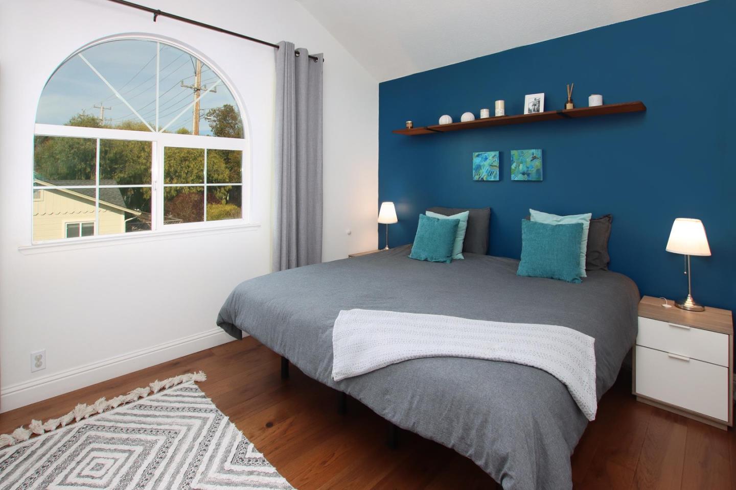 2699 Christine Oaks