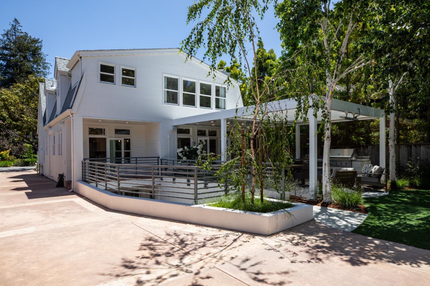 251 Tennyson AVE